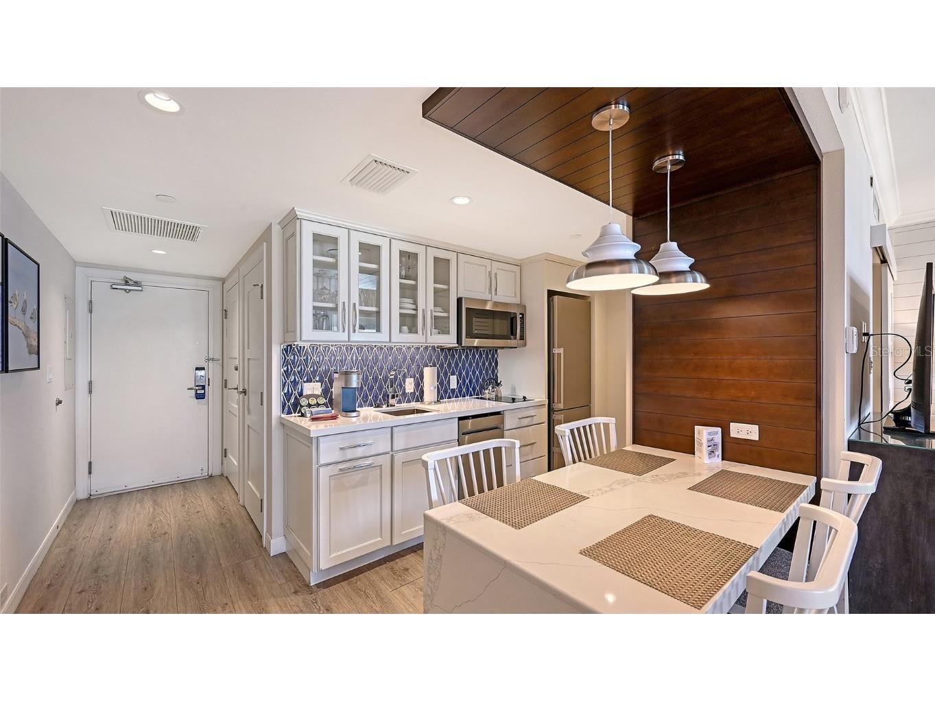 240 Sands Point Road #4206 Longboat Key FL 34228 A4667039 image15