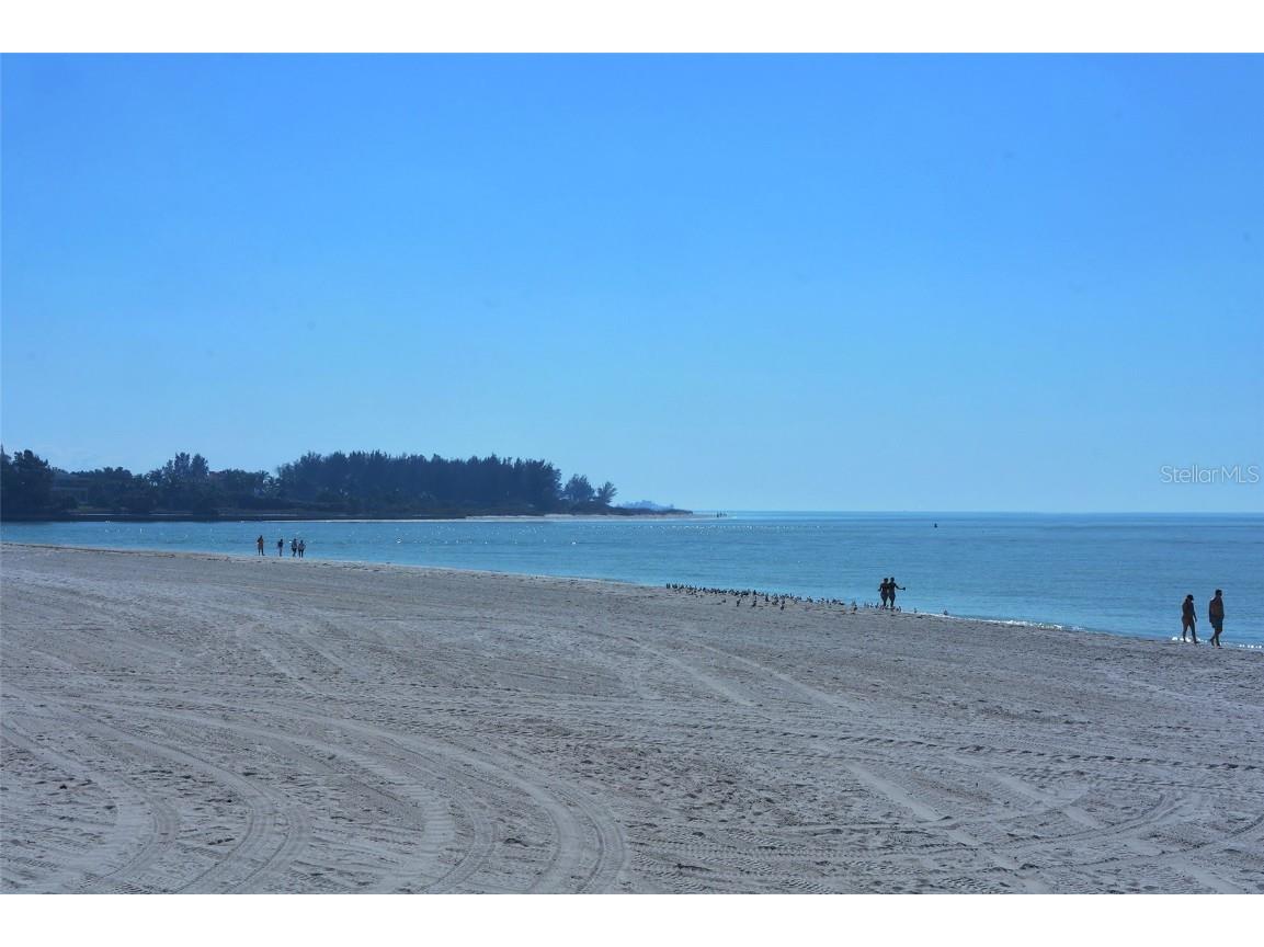 240 Sands Point Road #4206 Longboat Key FL 34228 A4667039 image32