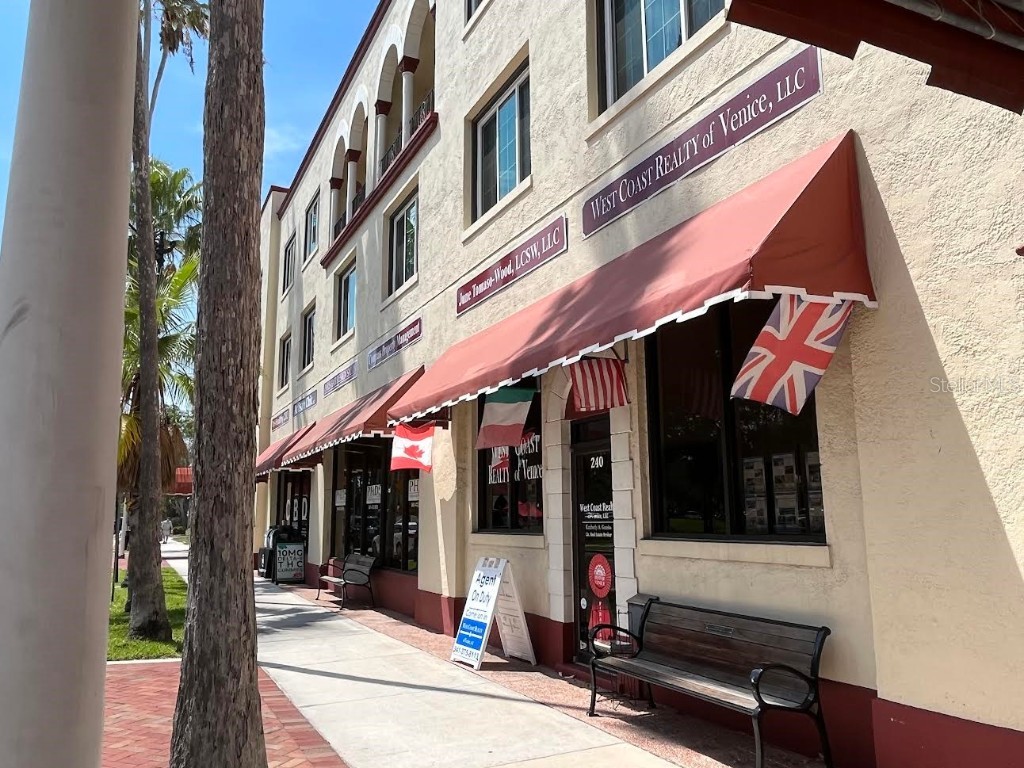 240 Tampa Avenue W #15A Venice FL 34285 N6126895 image1