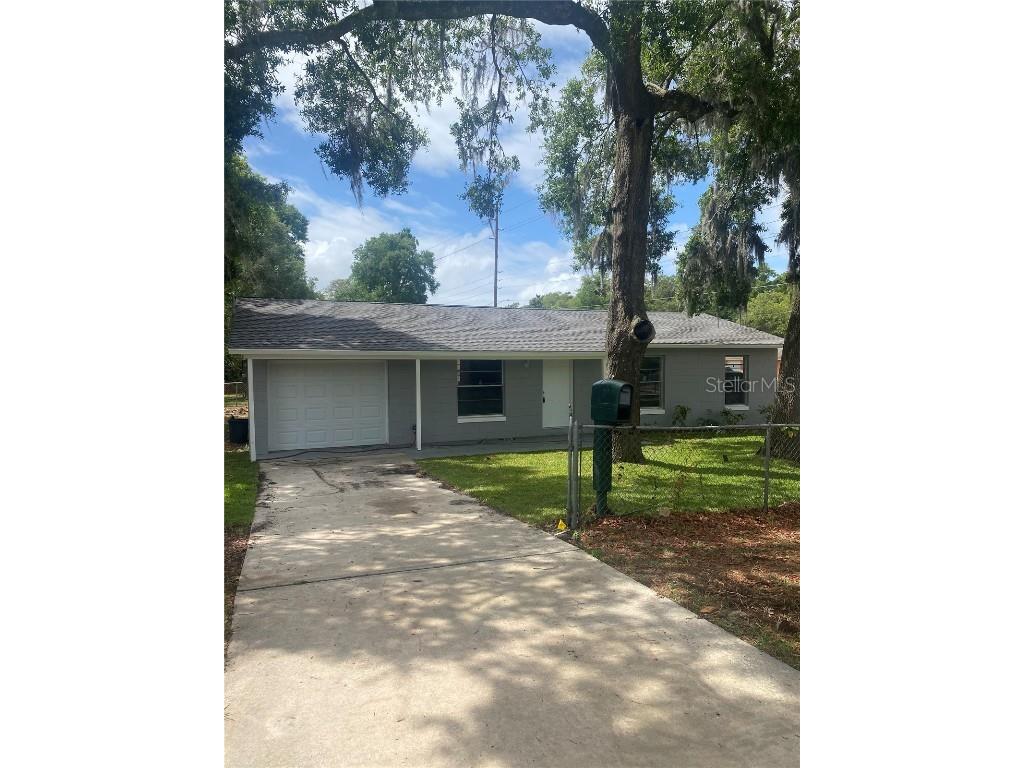 240 W 10th Street Apopka FL 32703 O6103304 image1