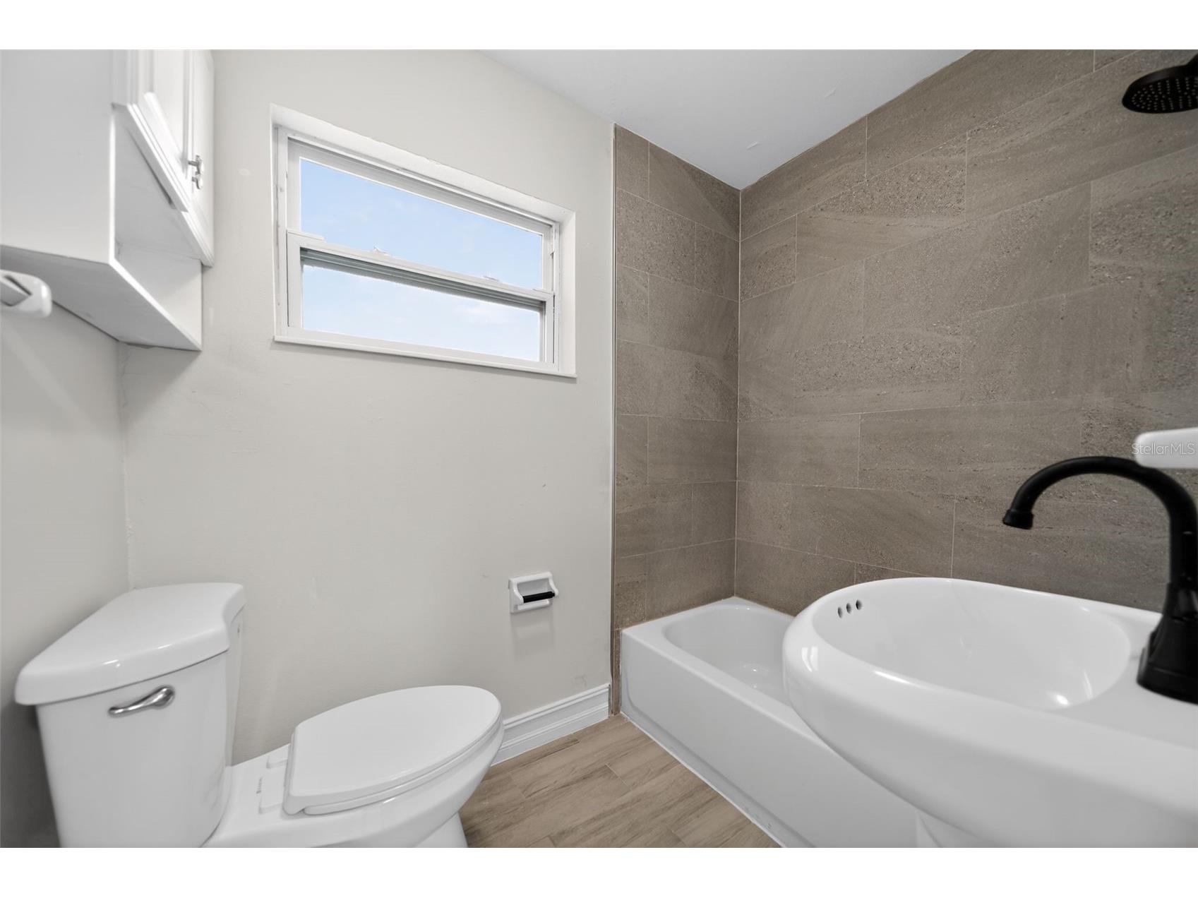 240 W 13th Street Apopka FL 32703 TB8486422 image21