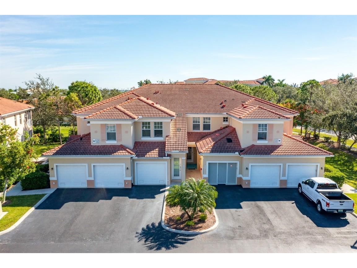 240 W End Drive #111 Punta Gorda FL 33950 C7482506 image1