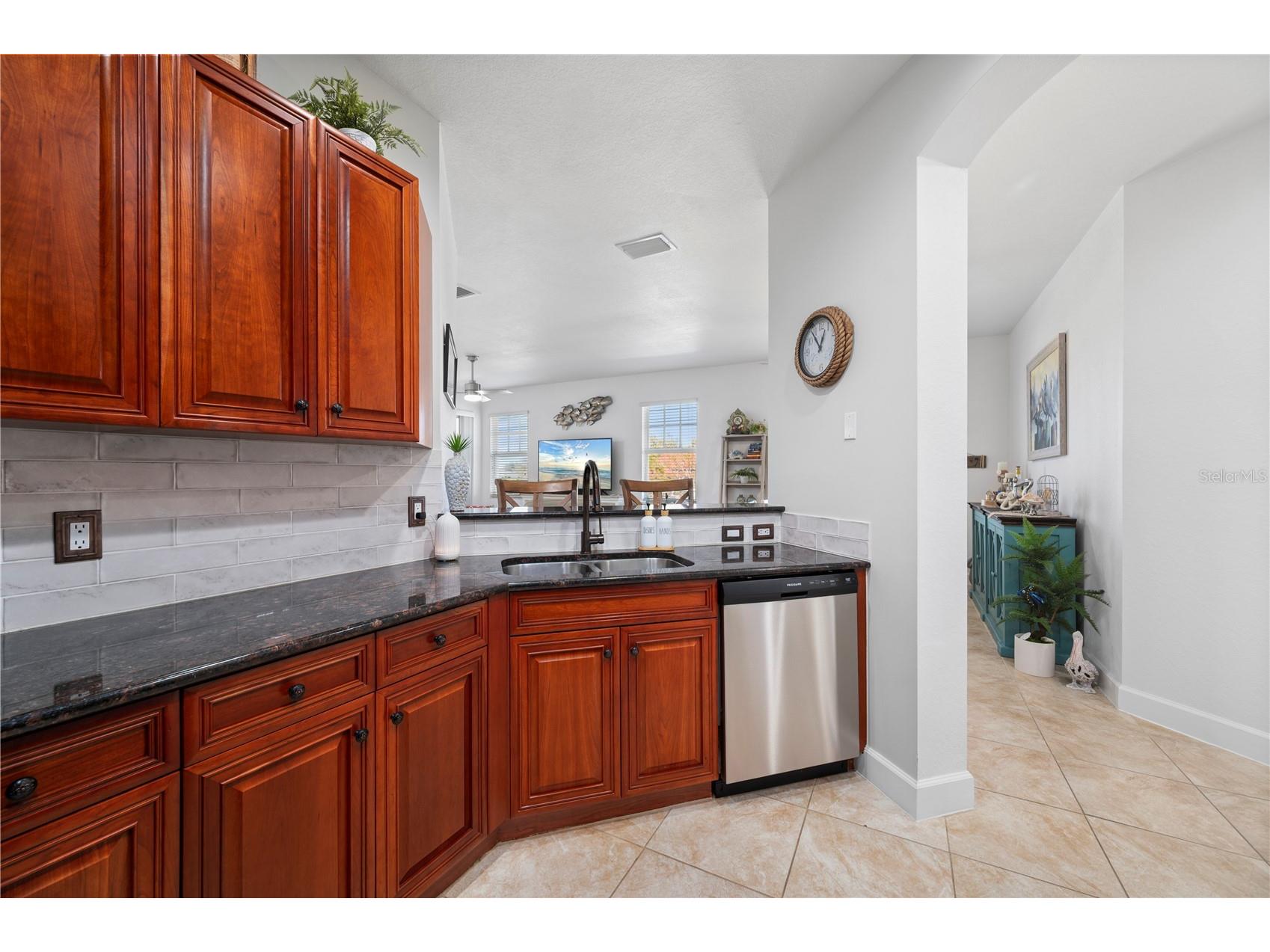 240 W End Drive #1123 Punta Gorda FL 33950 C7522297 image16