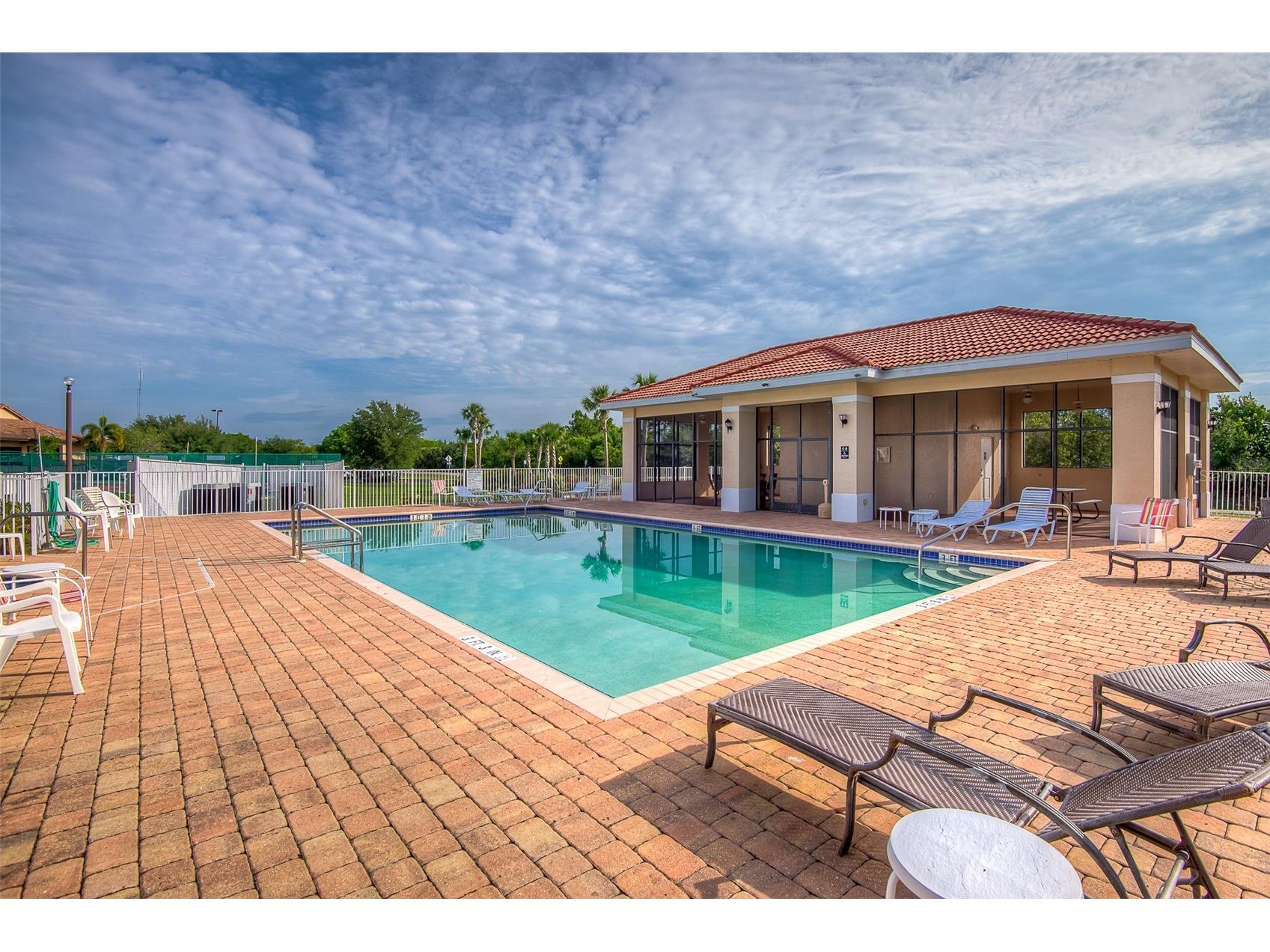 240 W End Drive #713 Punta Gorda FL 33950 C7526397 image5