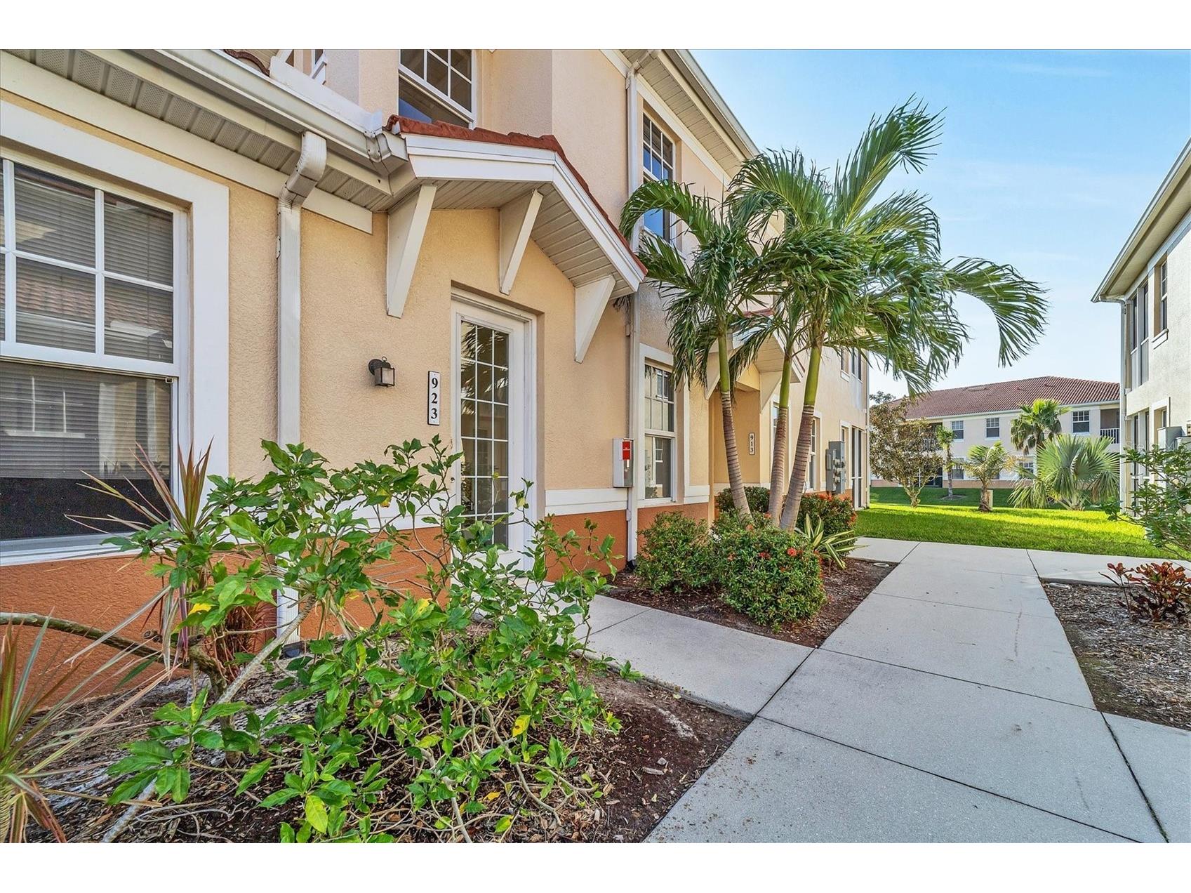 240 W End Drive #923 Punta Gorda FL 33950 A4694002 image4