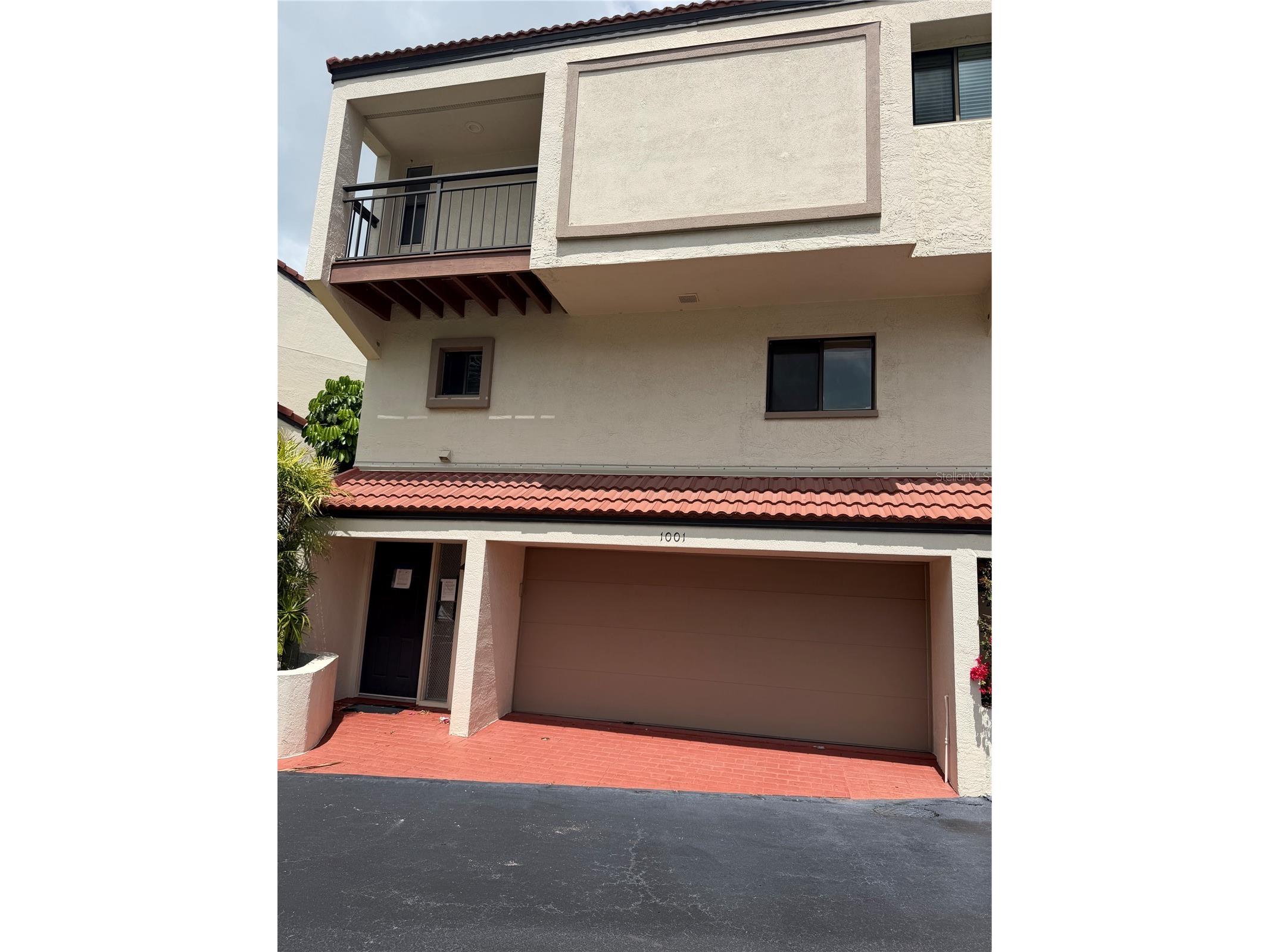 240 Windward Passage #1001 Clearwater Beach FL 33767 TB8498732 image1