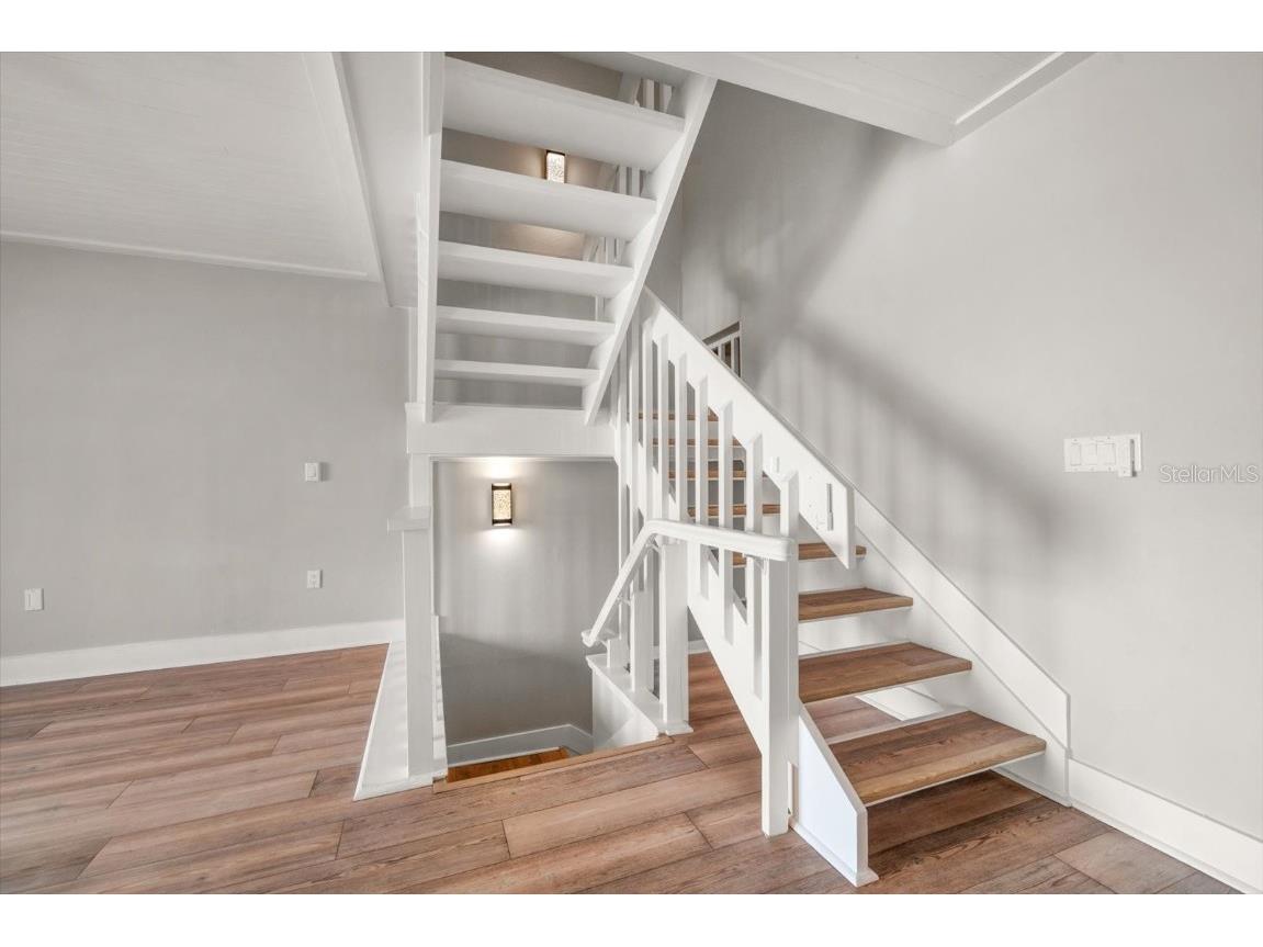 240 Windward Passage #401 Clearwater Beach FL 33767 TB8418196 image16