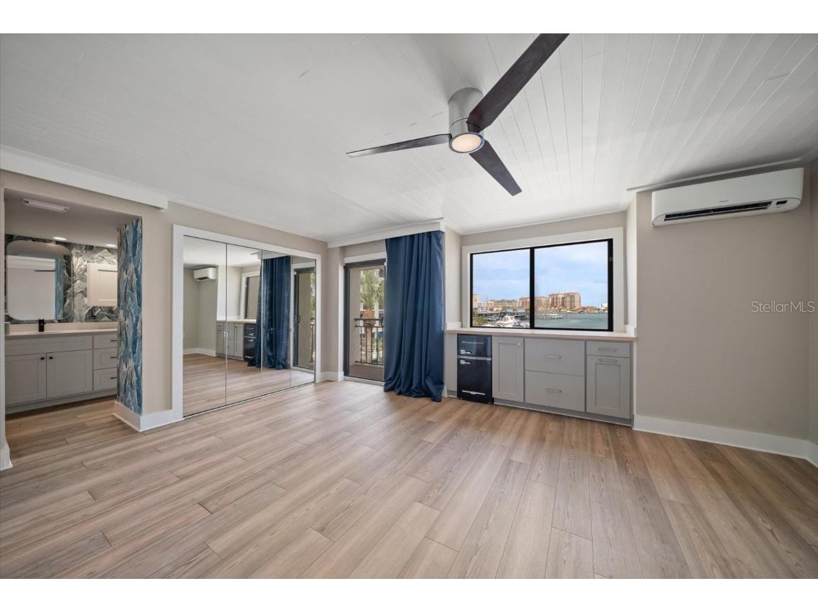 240 Windward Passage #401 Clearwater Beach FL 33767 TB8418196 image18