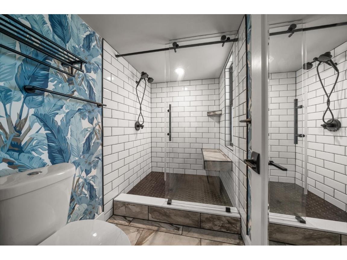 240 Windward Passage #401 Clearwater Beach FL 33767 TB8418196 image20