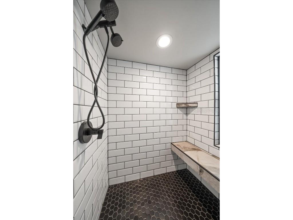 240 Windward Passage #401 Clearwater Beach FL 33767 TB8418196 image21