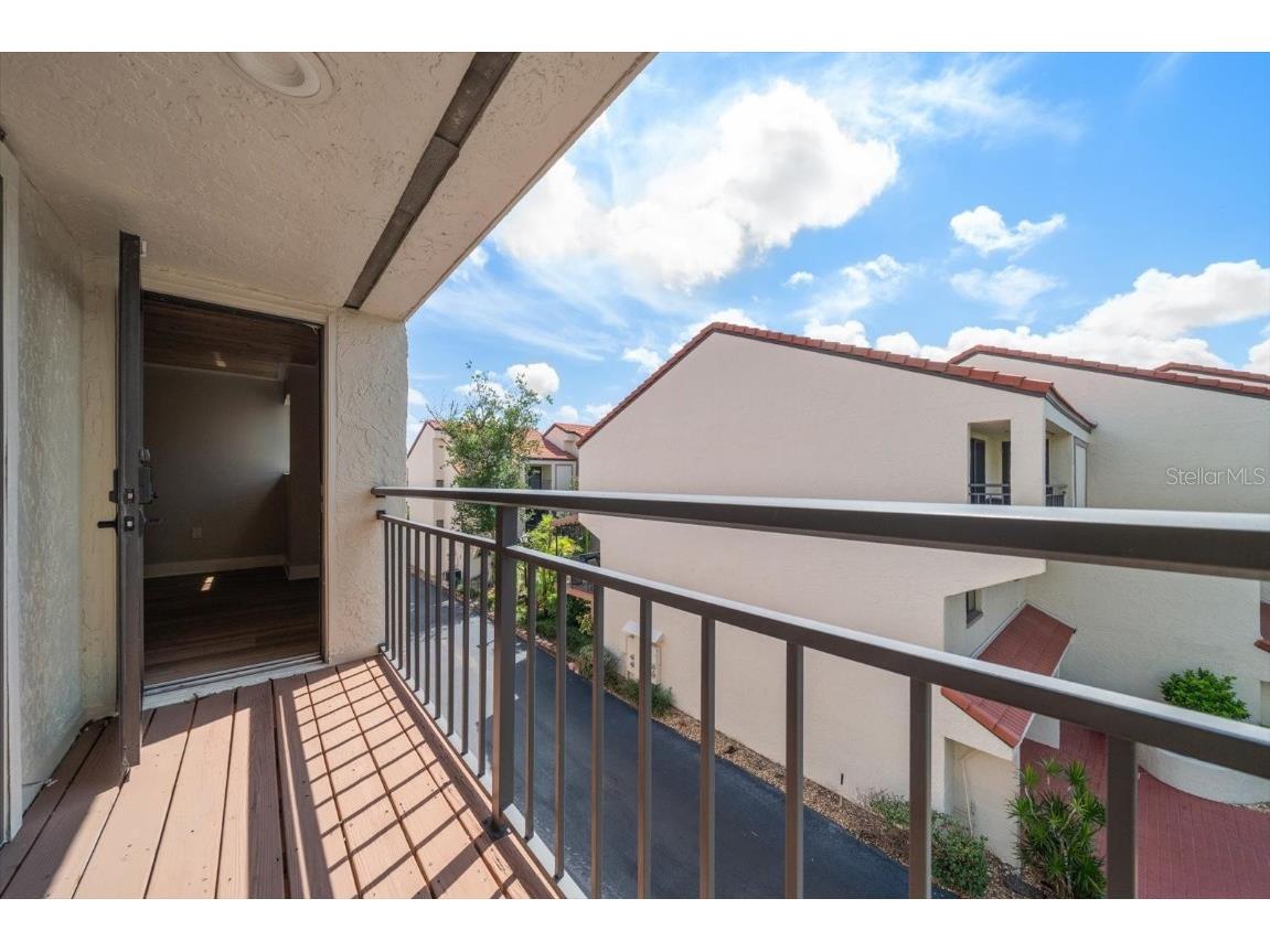 240 Windward Passage #401 Clearwater Beach FL 33767 TB8418196 image28