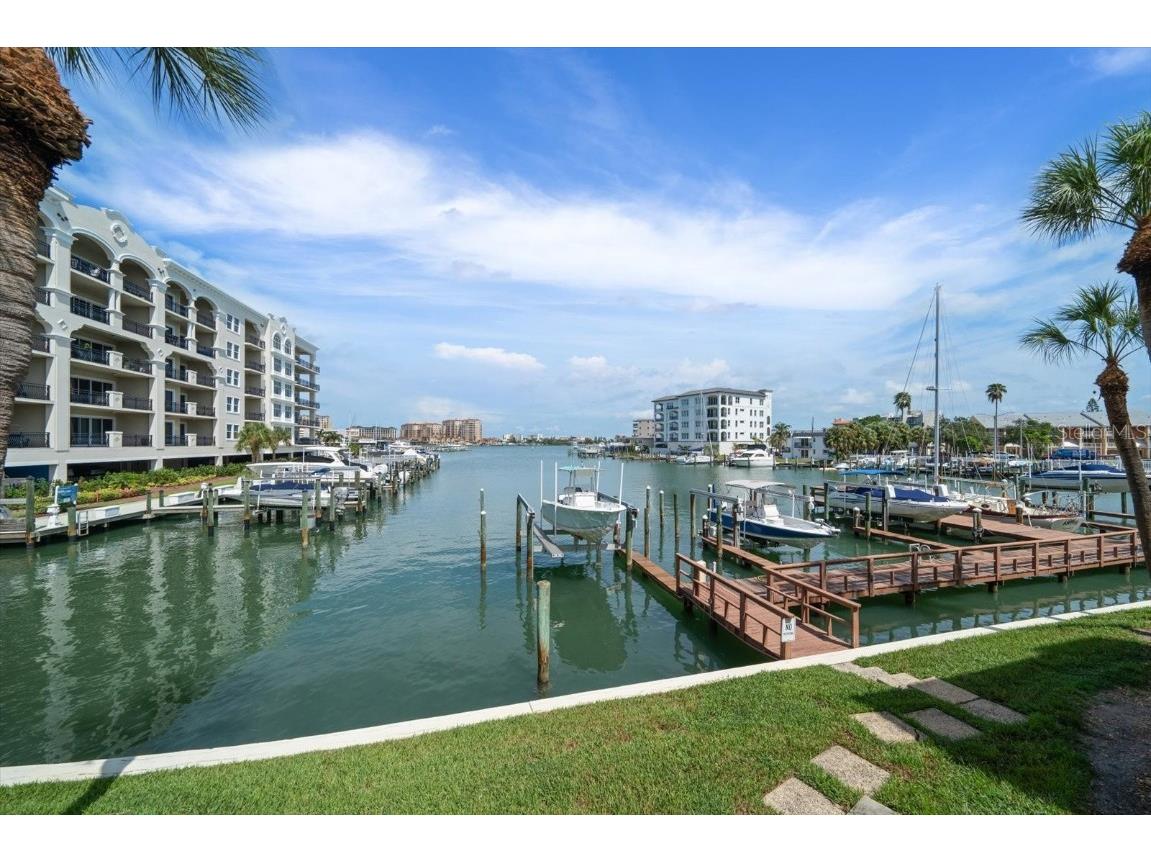 240 Windward Passage #401 Clearwater Beach FL 33767 TB8418196 image3