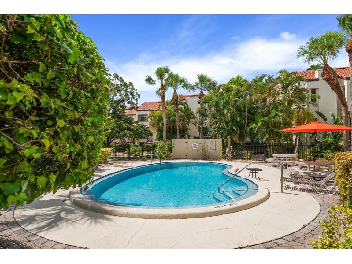 240 Windward Passage #401 Clearwater Beach FL 33767 TB8418196 image4