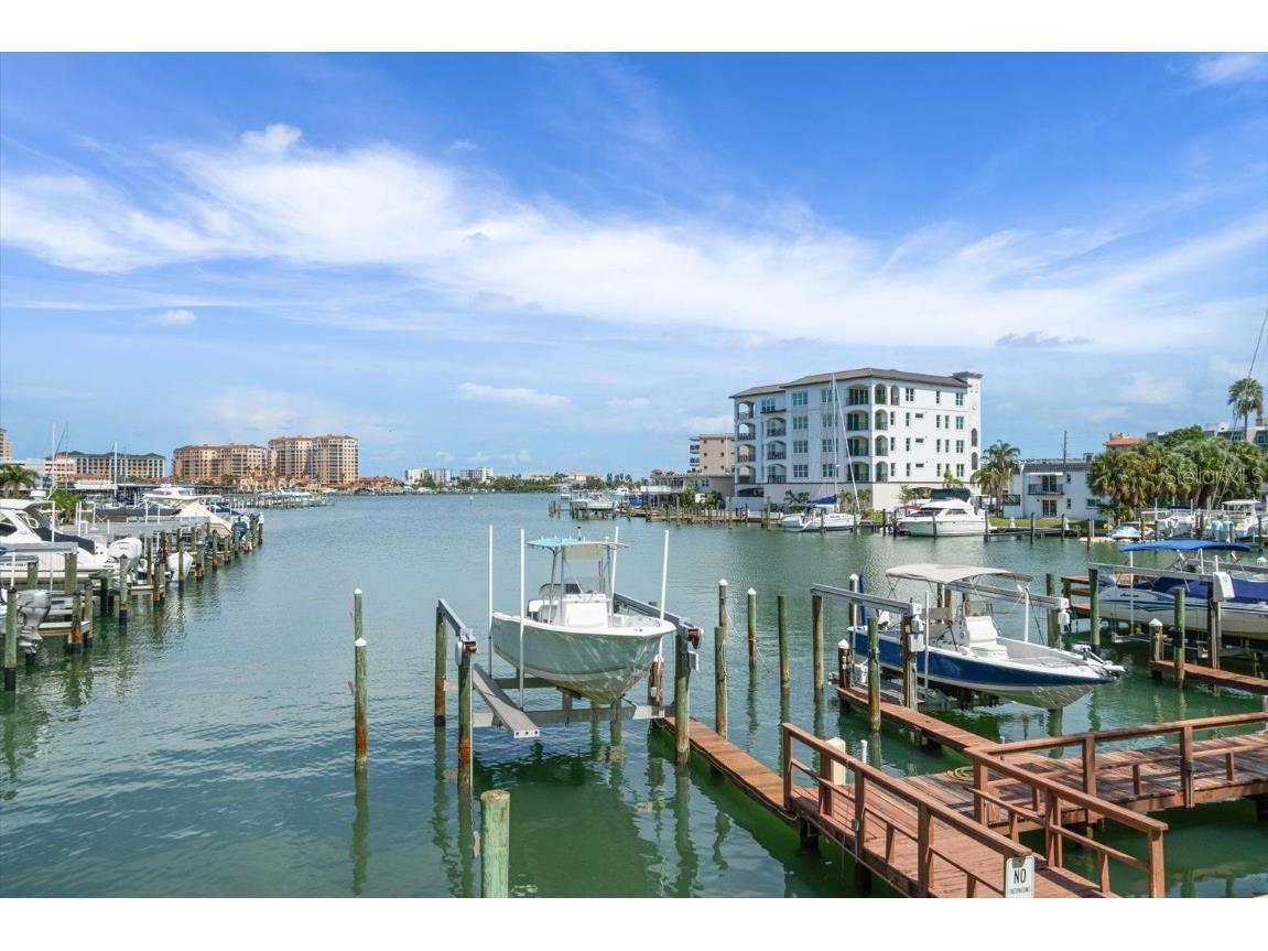 240 Windward Passage #401 Clearwater Beach FL 33767 TB8418196 image43