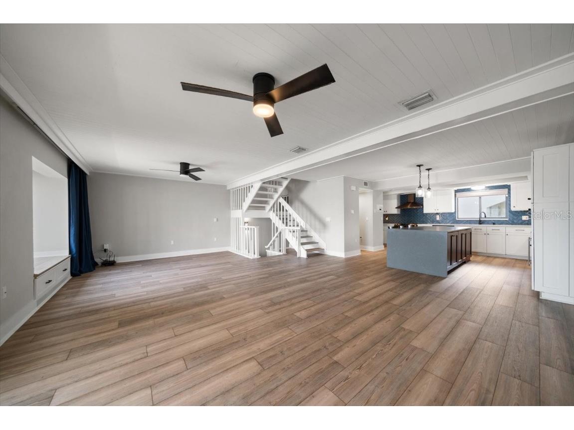 240 Windward Passage #401 Clearwater Beach FL 33767 TB8418196 image9