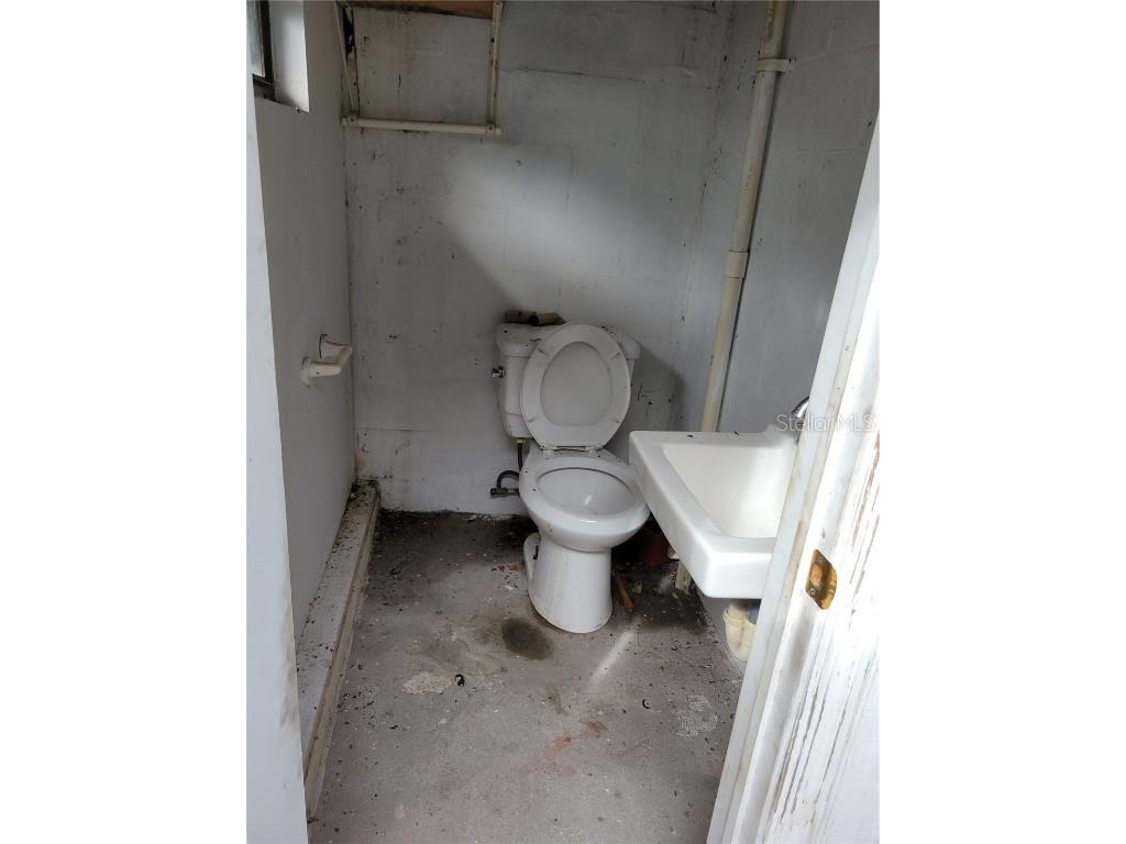 2400 25th Street N #2460 Saint Petersburg FL 33713 TB8342429 image7