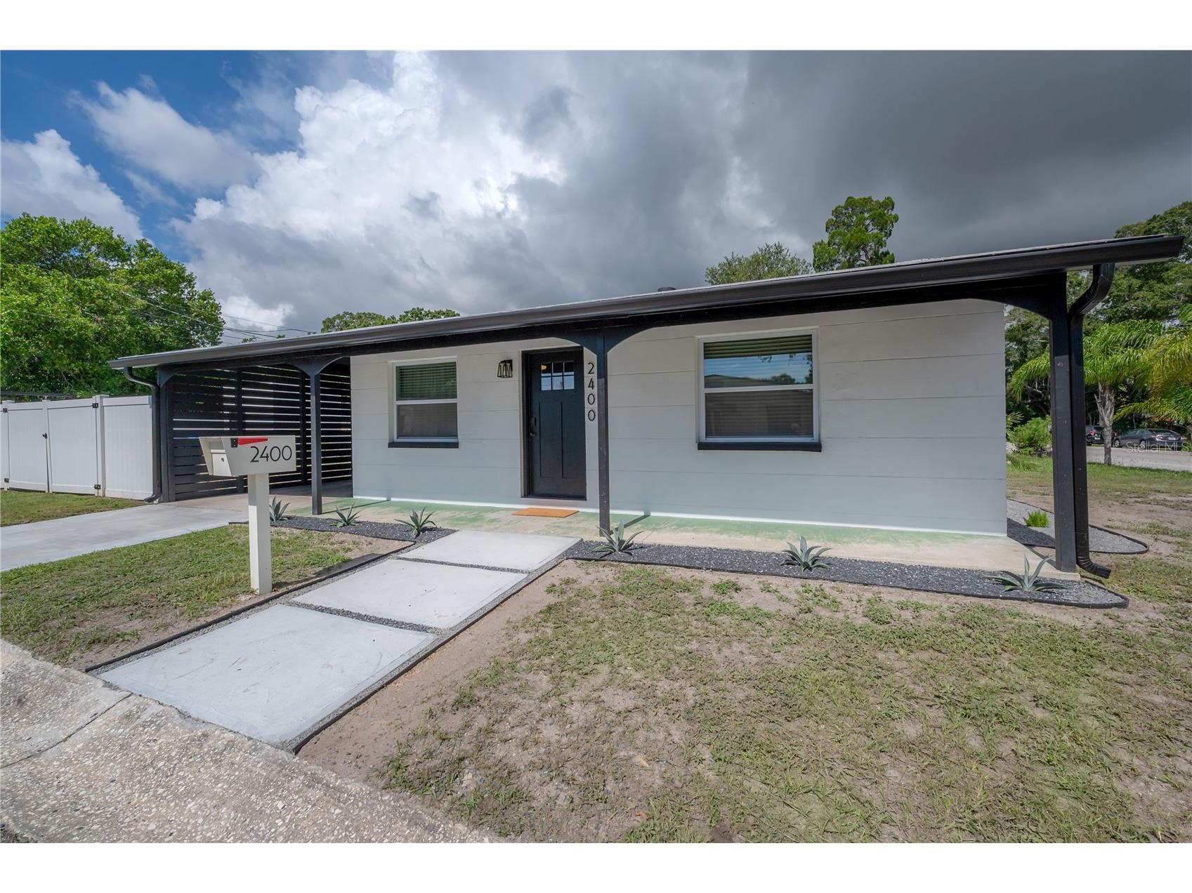 2400 34th Avenue N Saint Petersburg FL 33713 TB8467920 image1