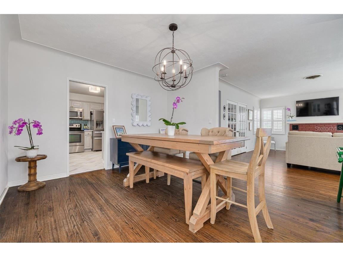 2400 9th Avenue N Saint Petersburg FL 33713 TB8417413 image11