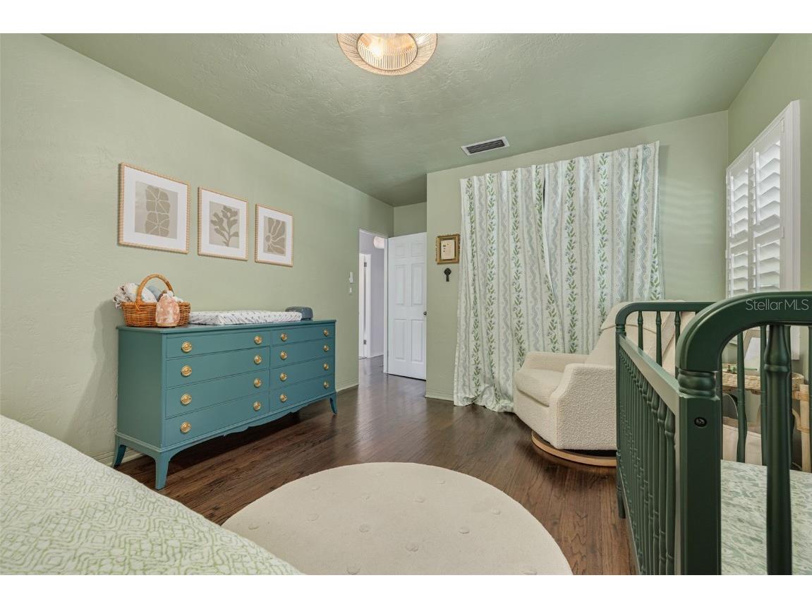 2400 9th Avenue N Saint Petersburg FL 33713 TB8417413 image23