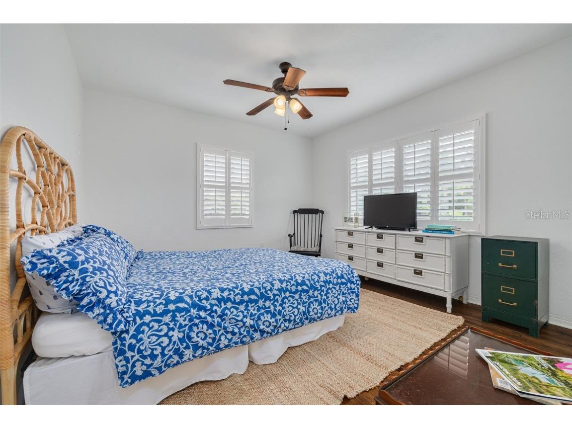 2400 9th Avenue N Saint Petersburg FL 33713 TB8417413 image24