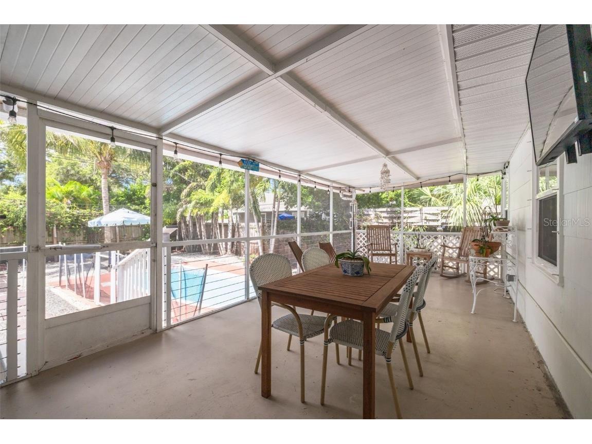 2400 9th Avenue N Saint Petersburg FL 33713 TB8417413 image27