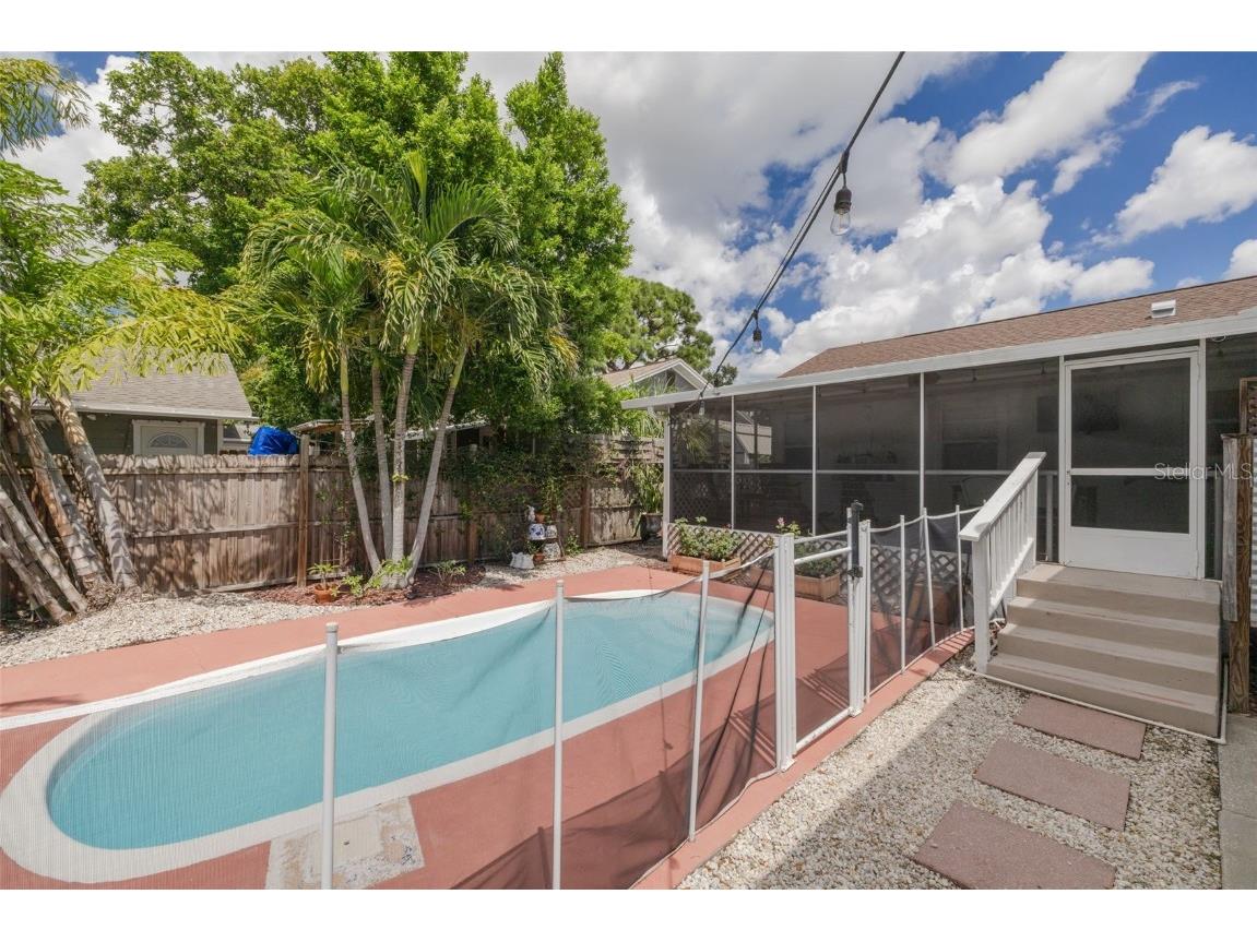 2400 9th Avenue N Saint Petersburg FL 33713 TB8417413 image30