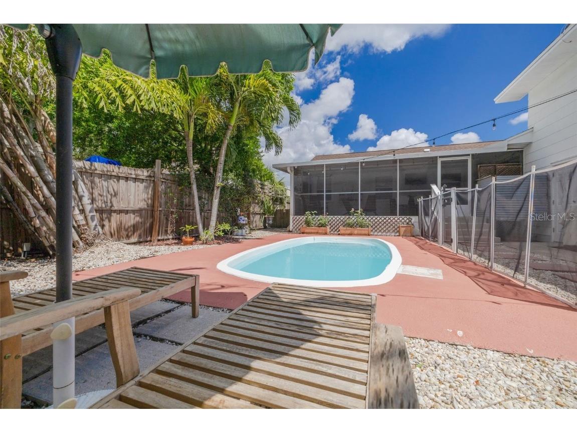 2400 9th Avenue N Saint Petersburg FL 33713 TB8417413 image31