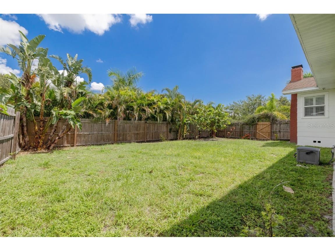 2400 9th Avenue N Saint Petersburg FL 33713 TB8417413 image33