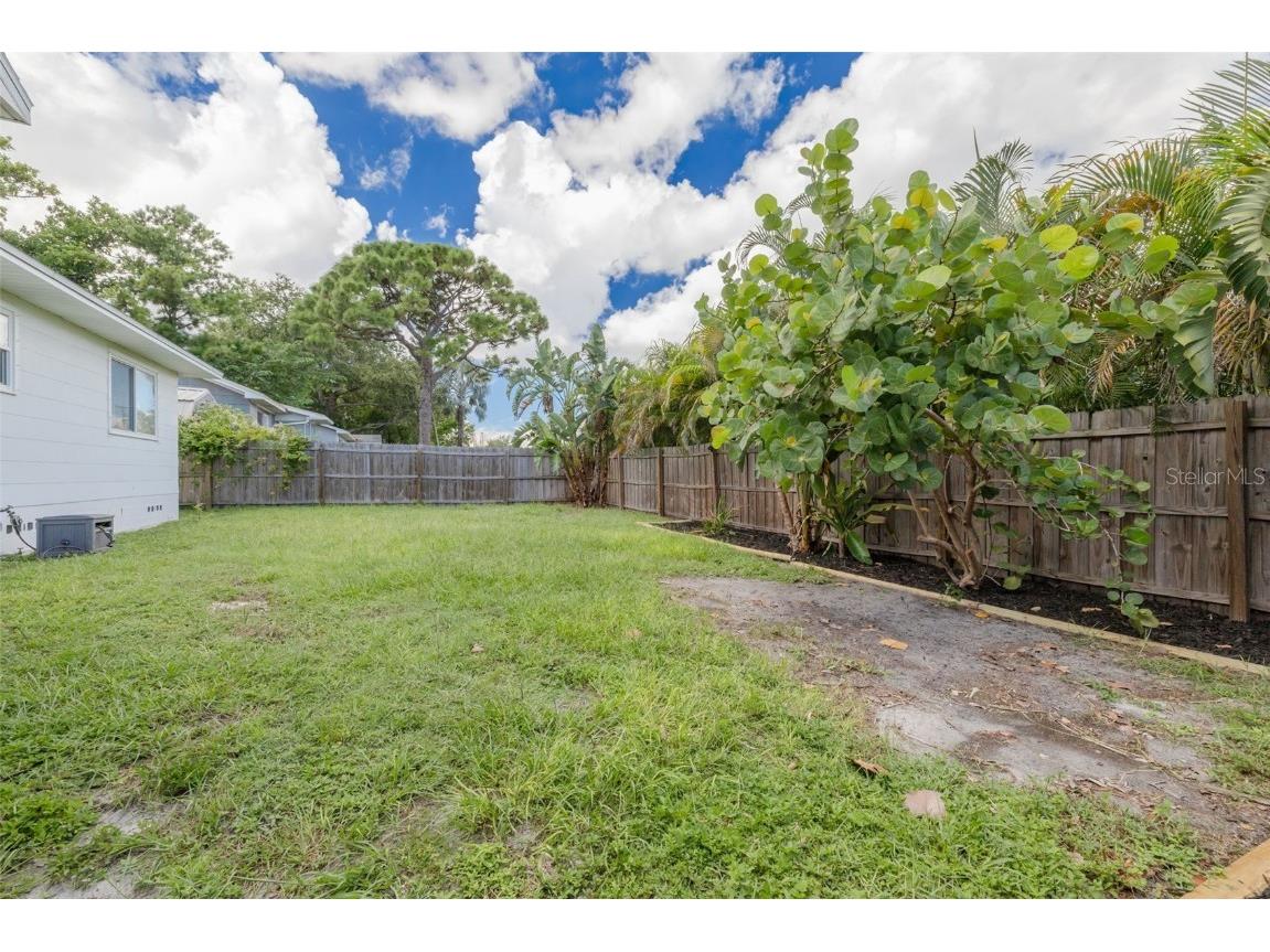 2400 9th Avenue N Saint Petersburg FL 33713 TB8417413 image34