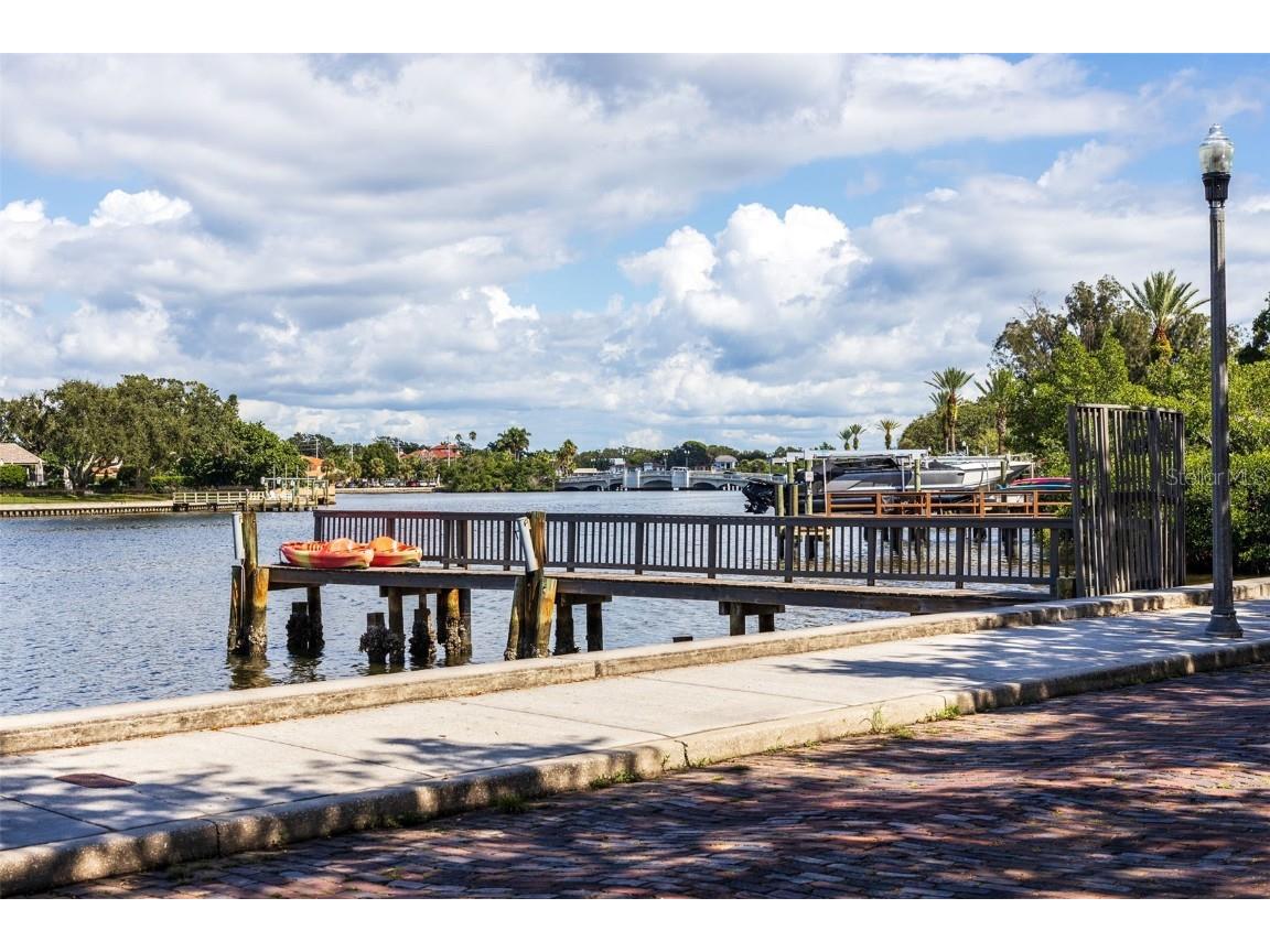 2400 Coffee Pot Boulevard NE Saint Petersburg FL 33704 - COFFEE POT BAYOU TB8430966 image19