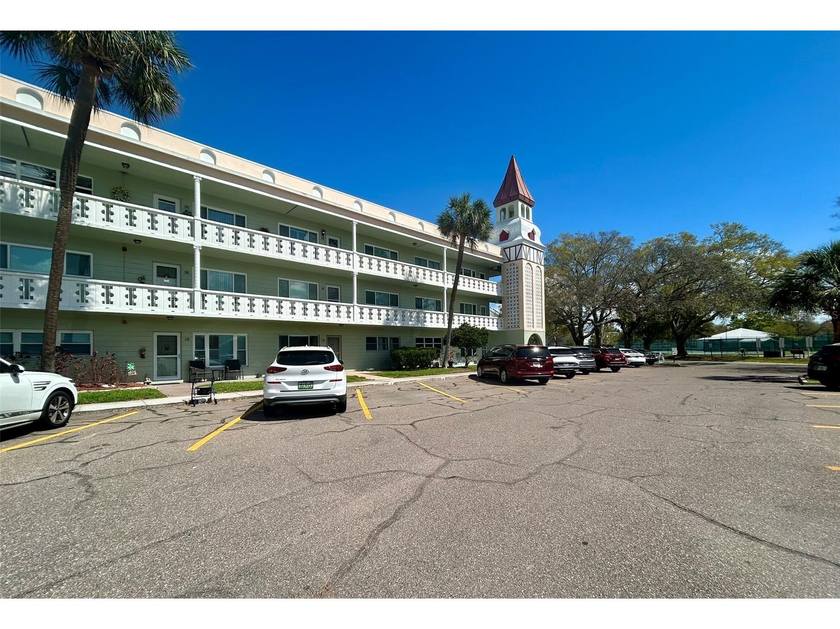 2400 Columbia Drive #18 Clearwater FL 33763 TB8483456 image1