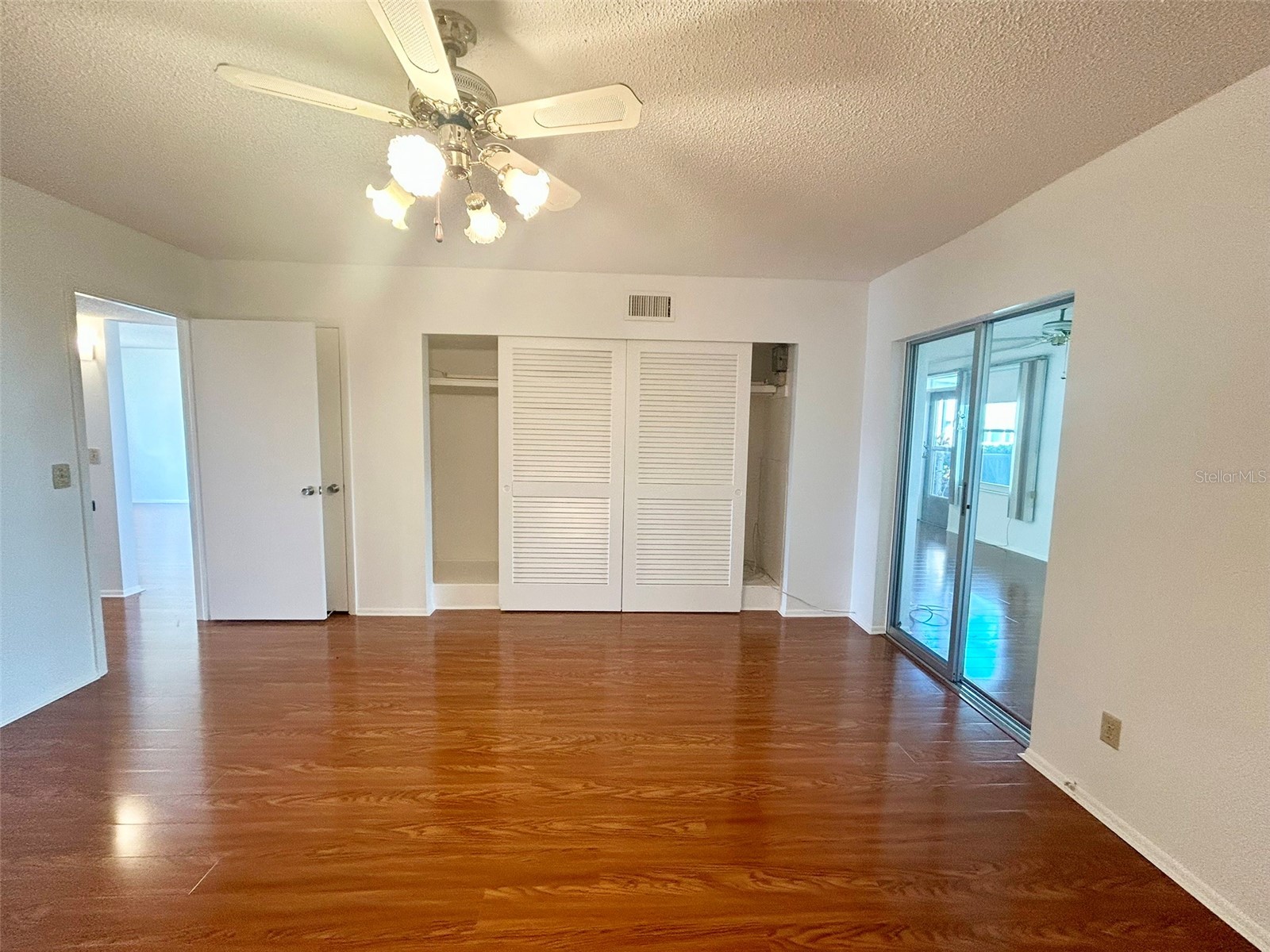 2400 Columbia Drive #18 Clearwater FL 33763 TB8483456 image12