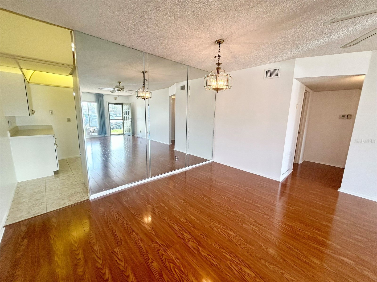 2400 Columbia Drive #18 Clearwater FL 33763 TB8483456 image5