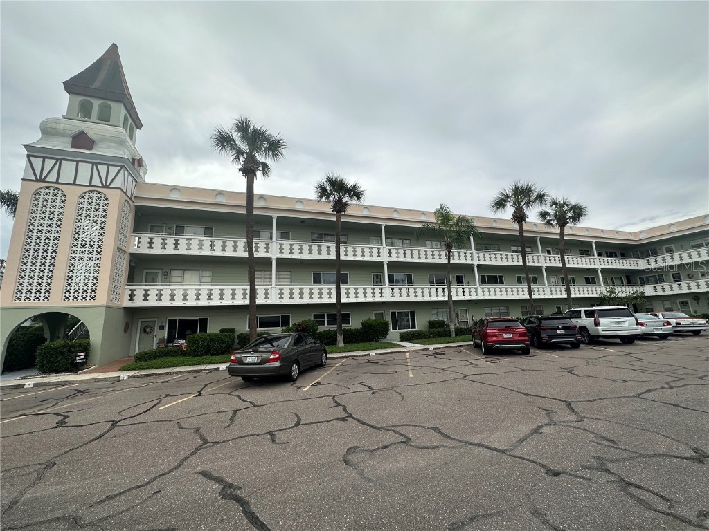 2400 Columbia Drive #24 Clearwater FL 33763 T3491263 image1