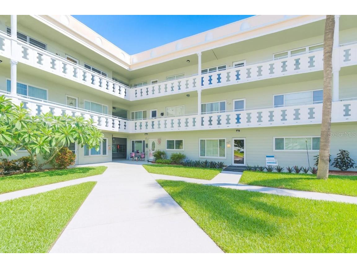 2400 Columbia Drive #28 Clearwater FL 33763 TB8421741 image1