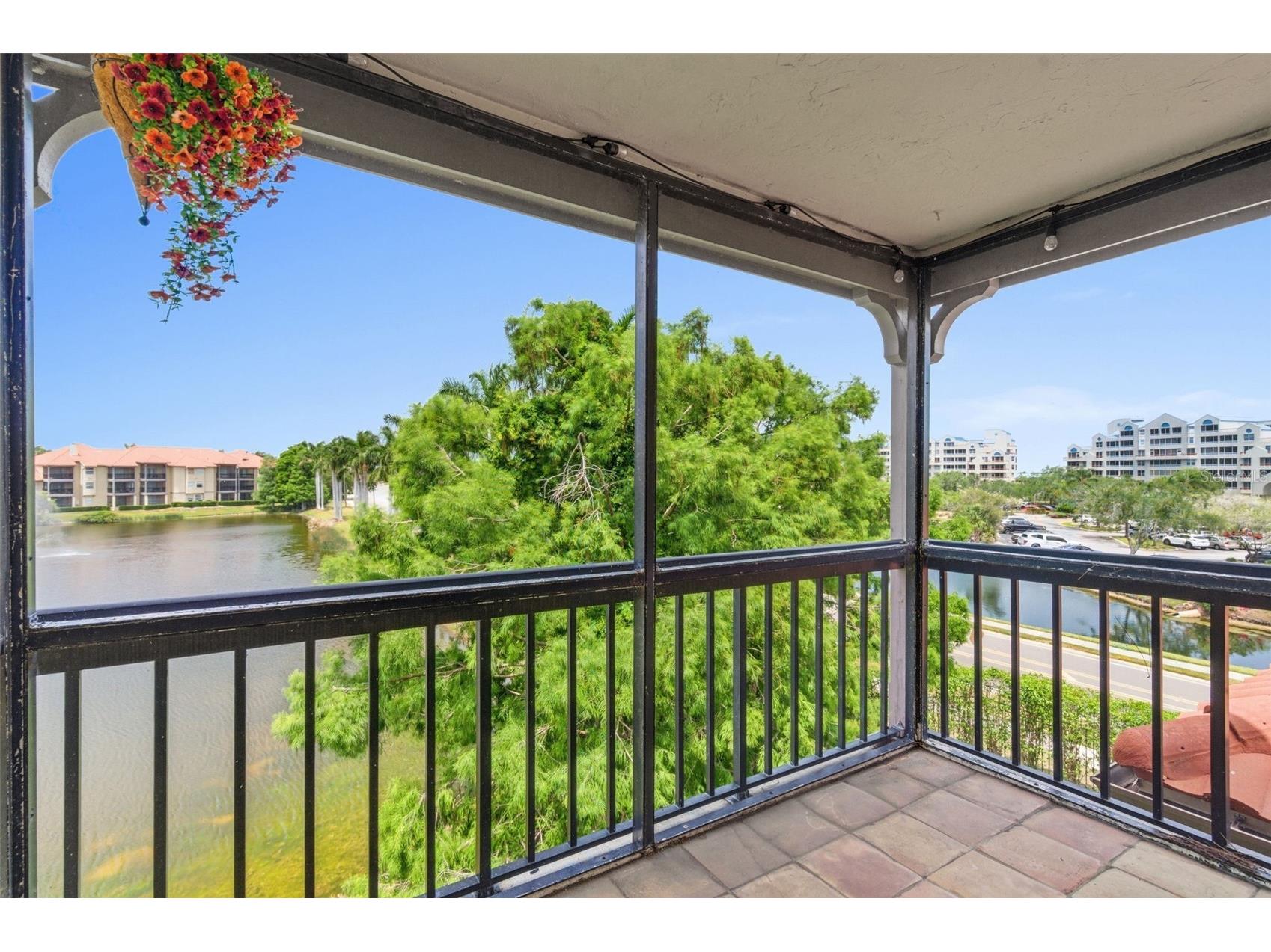 2400 Feather Sound Drive #1136 Clearwater FL 33762 O6406536 image2