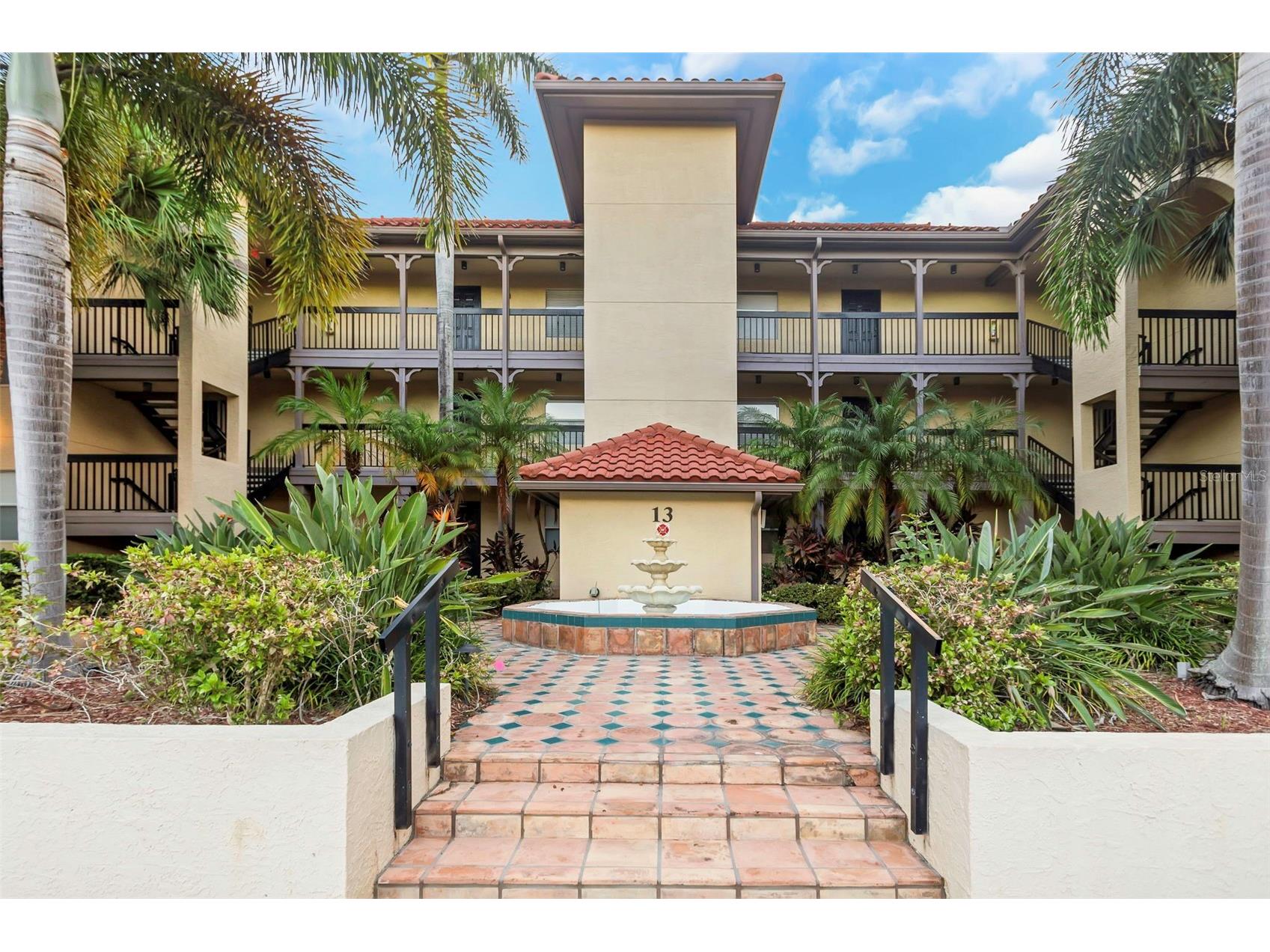 2400 Feather Sound Drive #1328 Clearwater FL 33762 TB8498627 image1