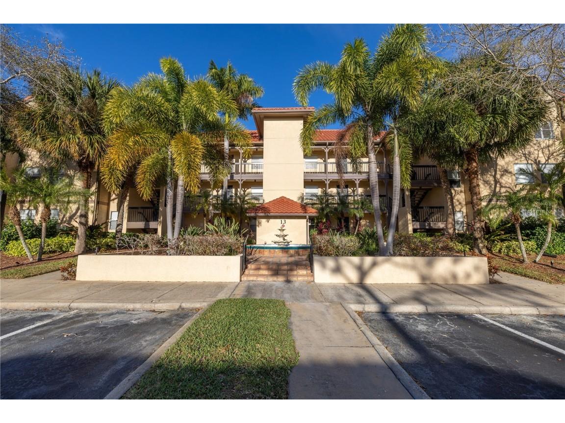 2400 Feather Sound Drive #1335 Clearwater FL 33762 U8242361 image1