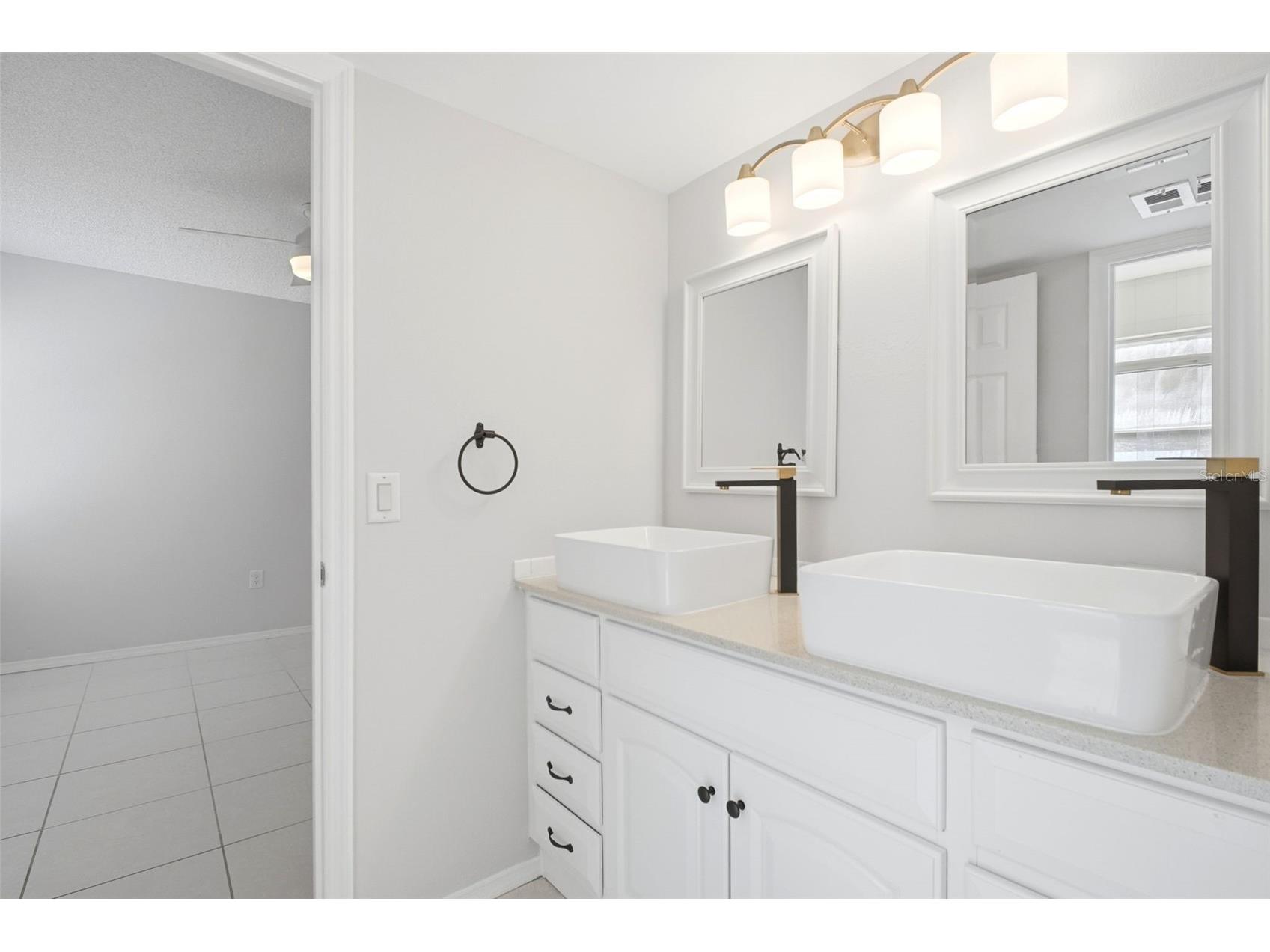 2400 Feather Sound Drive #236 Clearwater FL 33762 TB8527829 image25