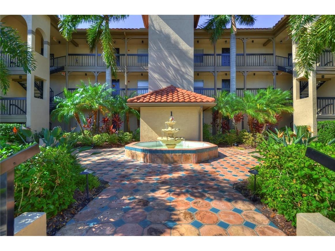 2400 Feather Sound Drive #332 Clearwater FL 33762 T3346760 image1