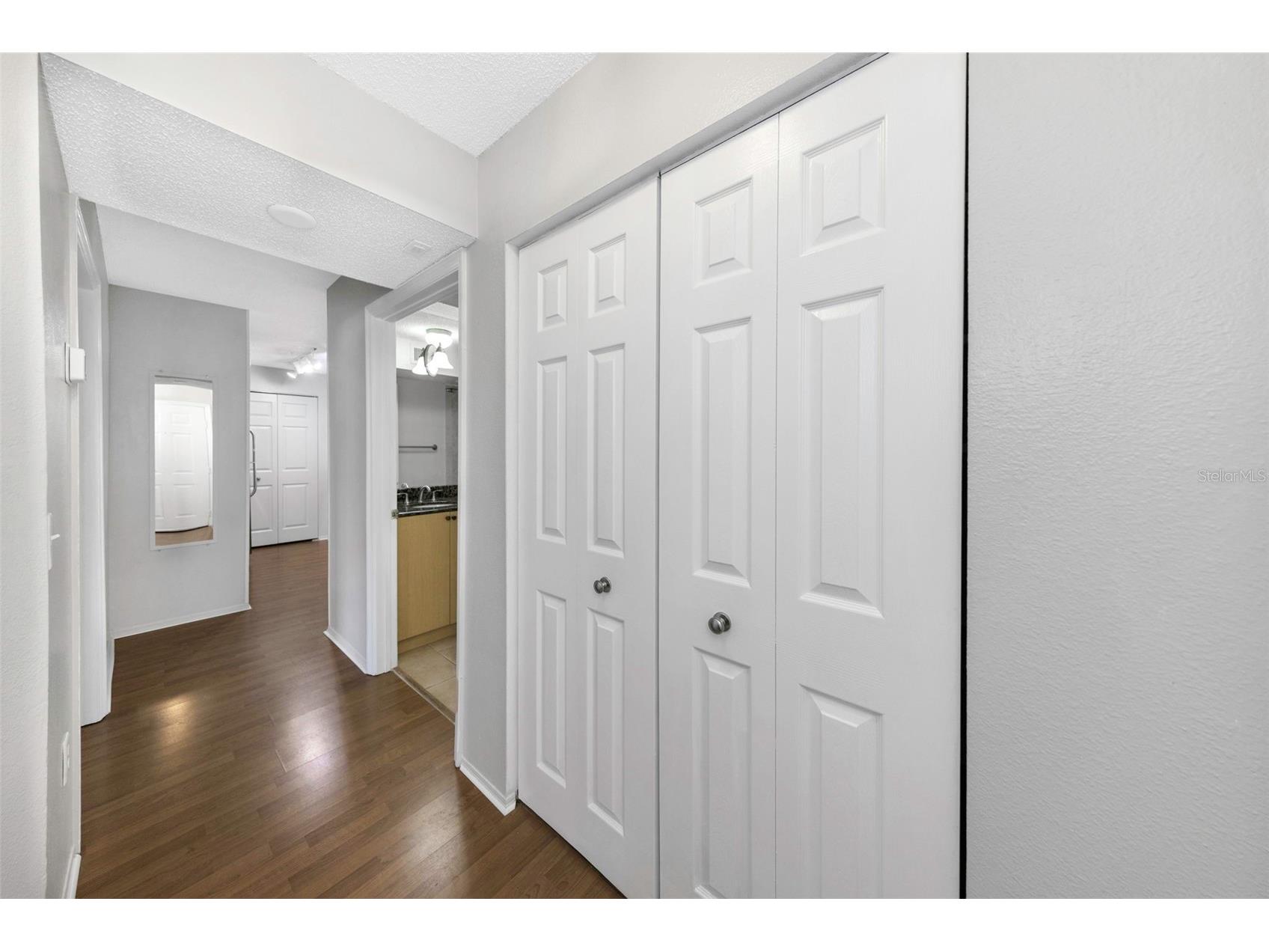2400 Feather Sound Drive #412 Clearwater FL 33762 TB8488895 image6