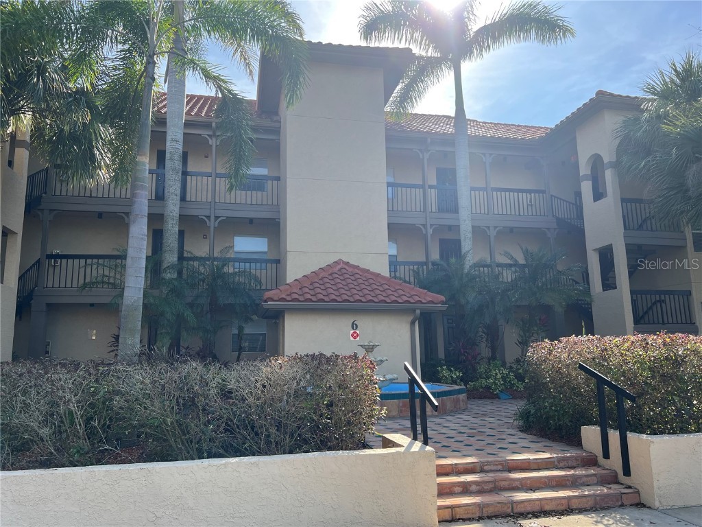 2400 Feather Sound Drive #636 Clearwater FL 33762 A4561709 image1