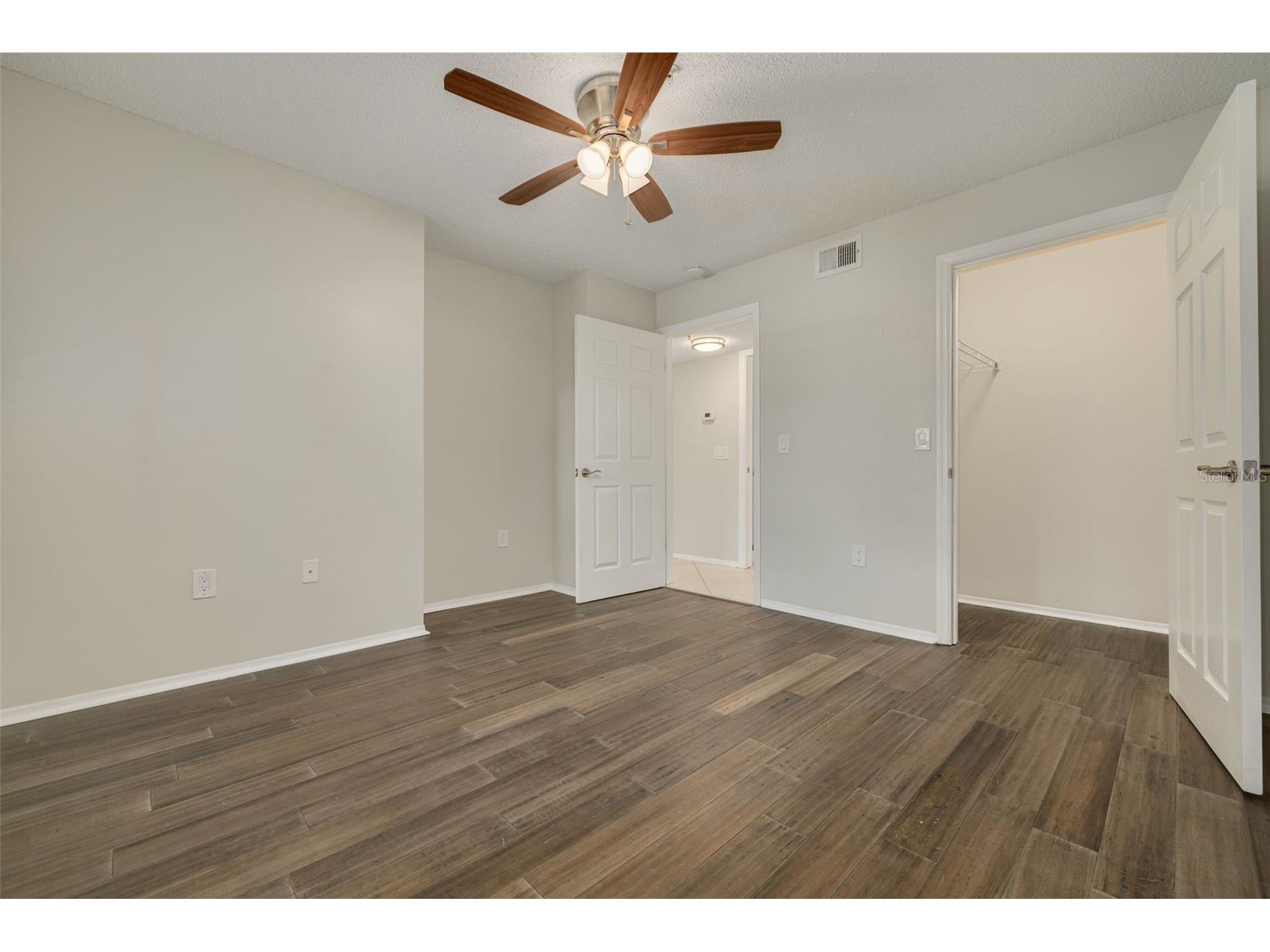 2400 Feather Sound Drive #914 Clearwater FL 33762 TB8530157 image29