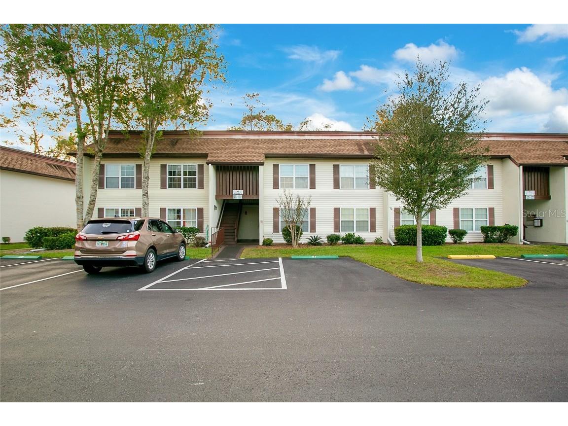 2400 Forest Drive #205 Inverness FL 34453 W7864903 image1