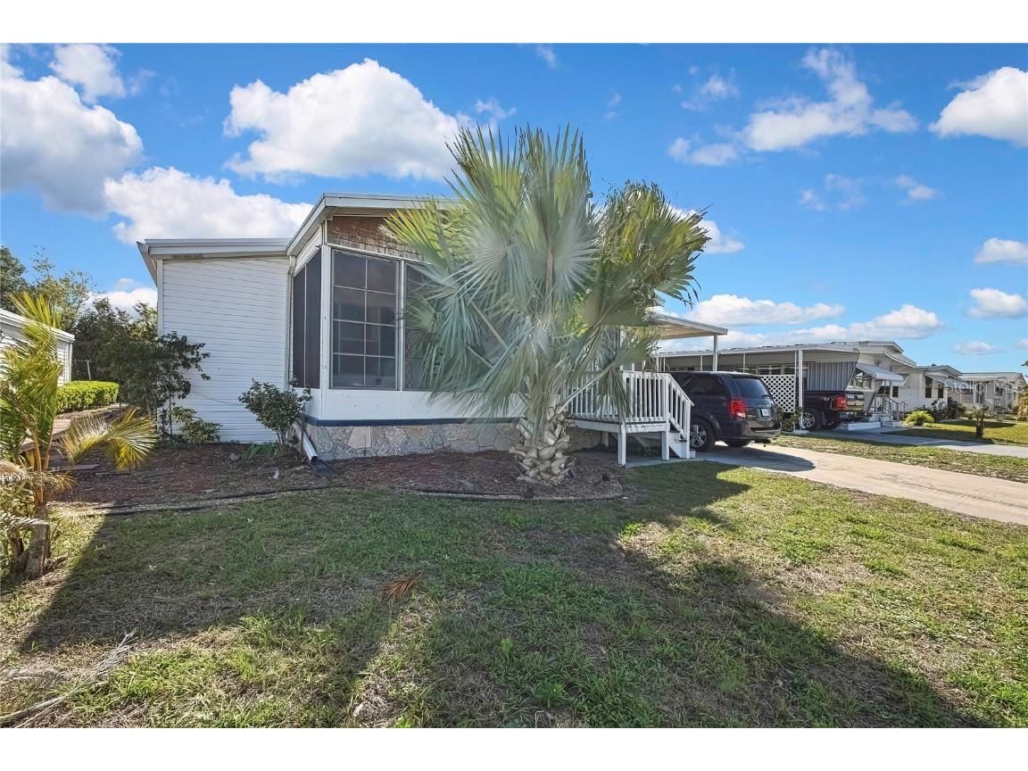 2400 Lemur Drive Holiday FL 34690 W7881222 image3