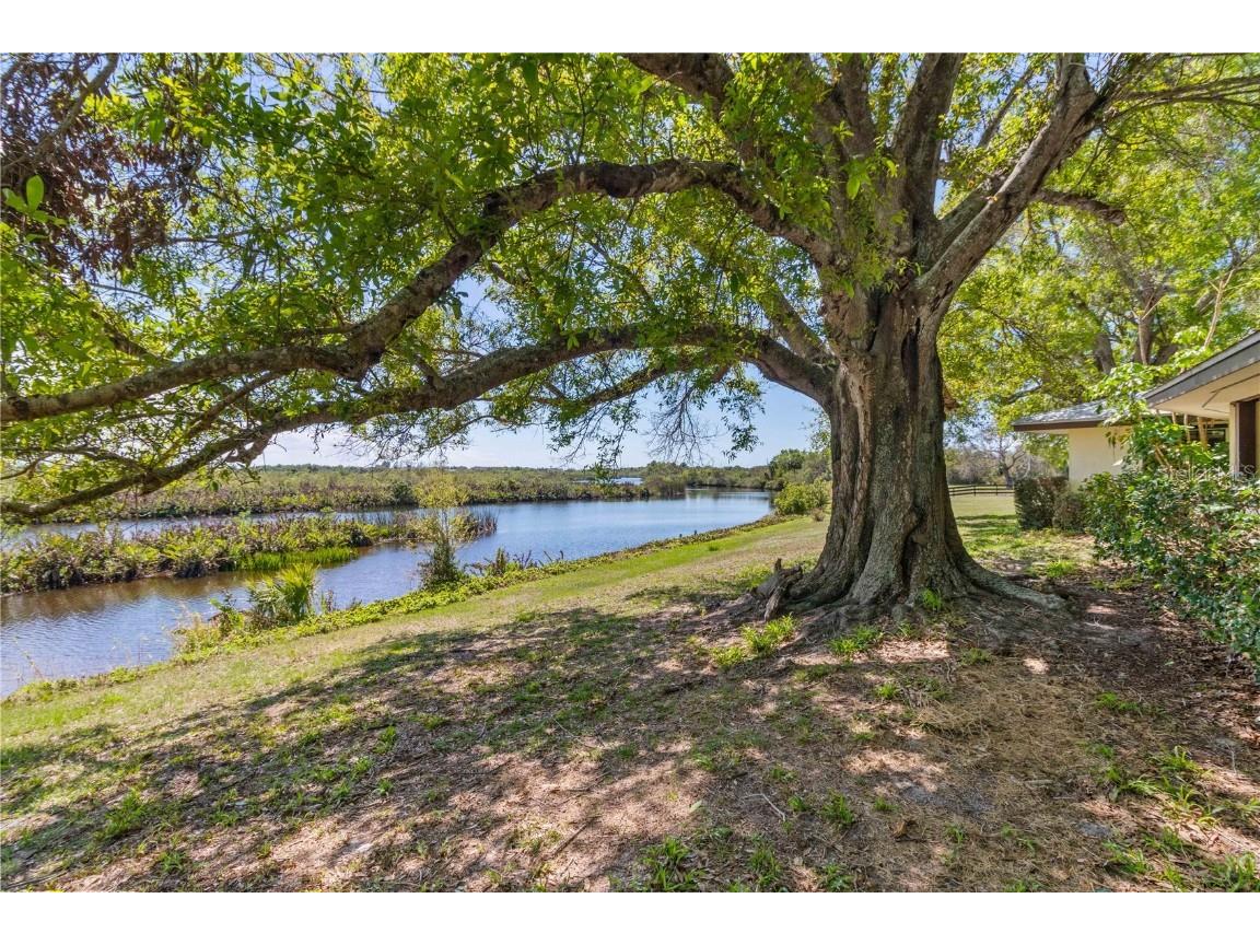 2400 Mangrove Road Punta Gorda FL 33982 - Shell Creek C7457352 image1
