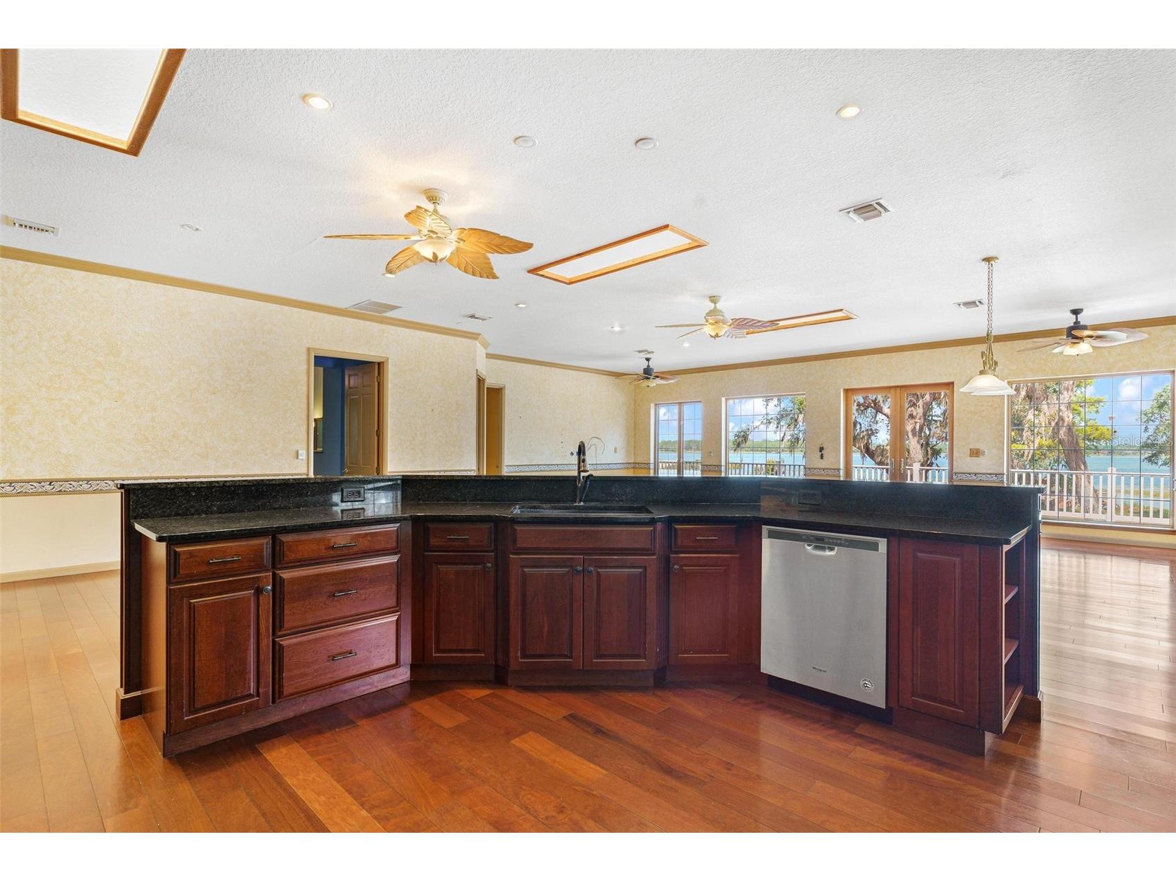 2400 N Griffin Drive Leesburg FL 34748 - LAKE GRIFFIN G5096306 image27