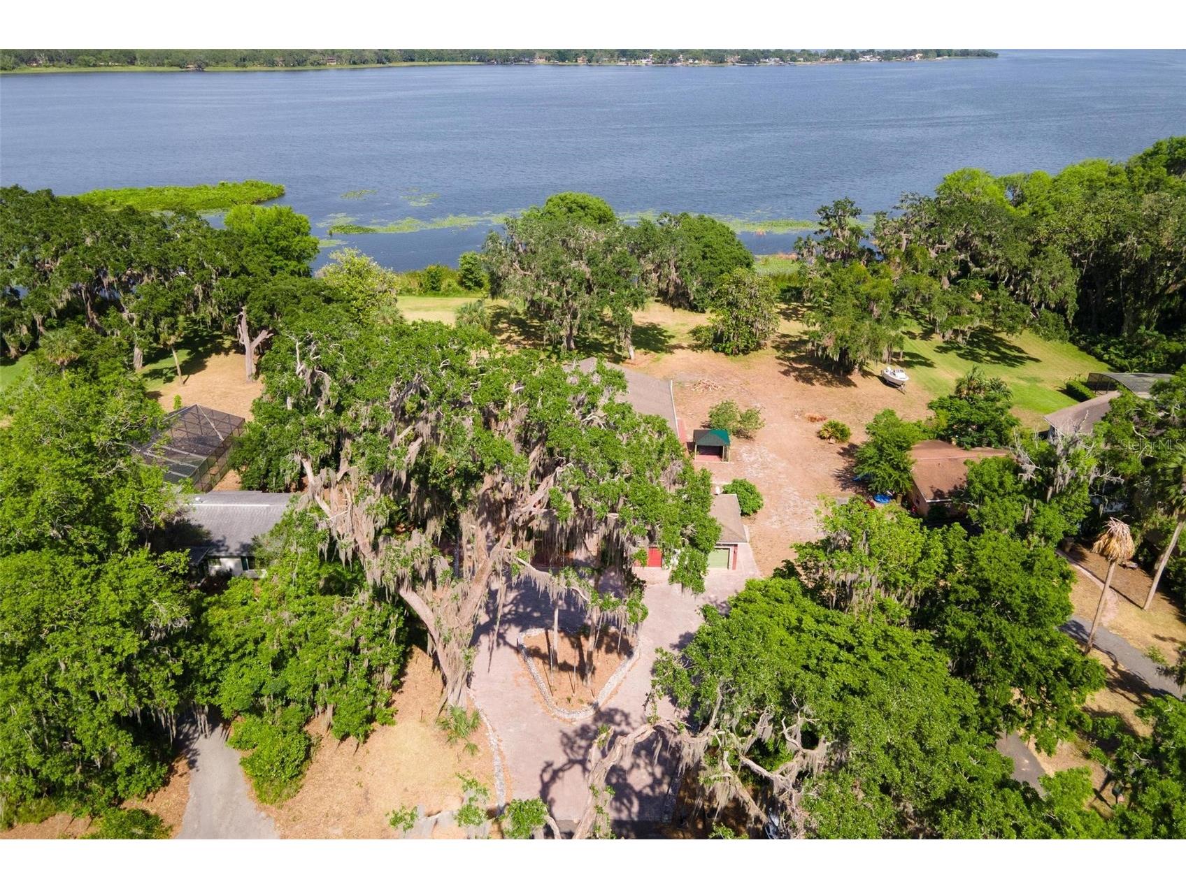 2400 N Griffin Drive Leesburg FL 34748 - LAKE GRIFFIN G5096306 image74