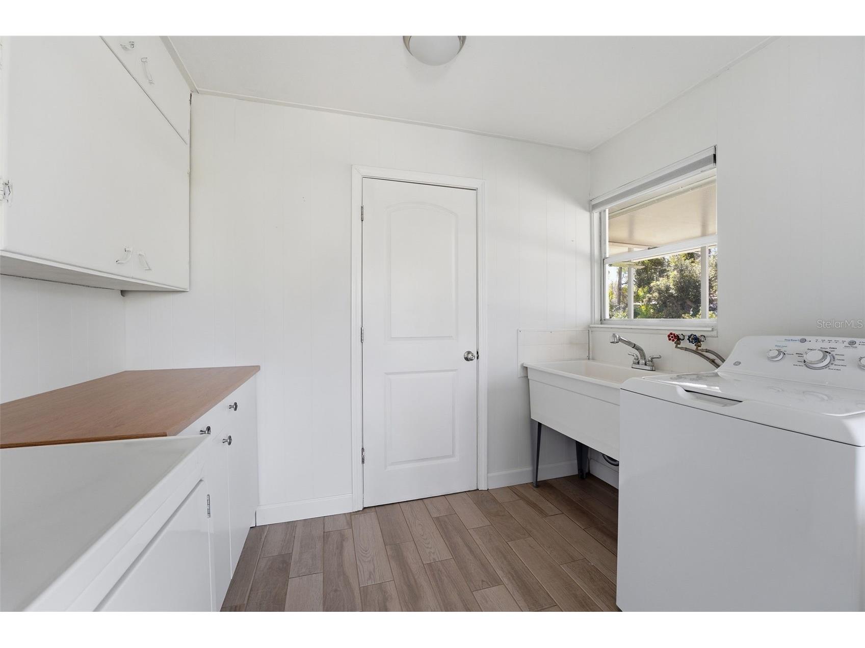 2400 Pine Court Nokomis FL 34275 A4685853 image17