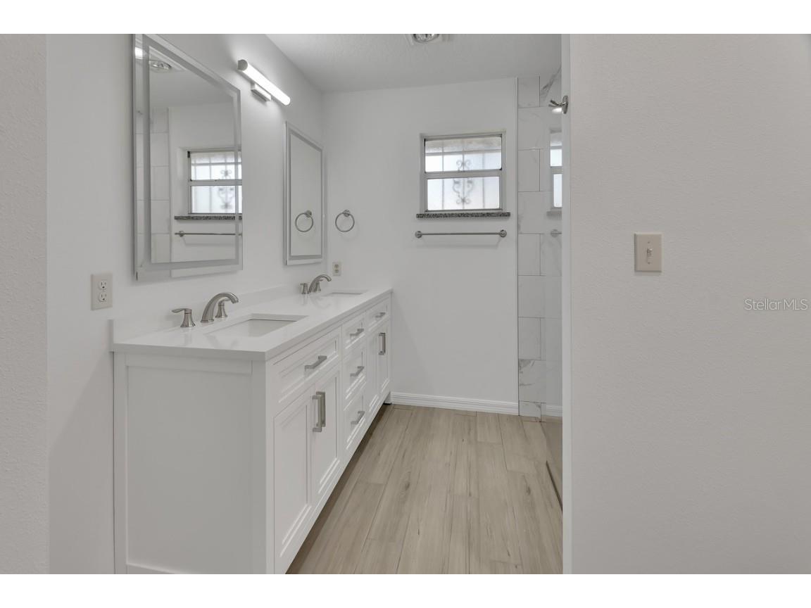 2400 S Glen Eagles Drive Deland FL 32724 V4940798 image23